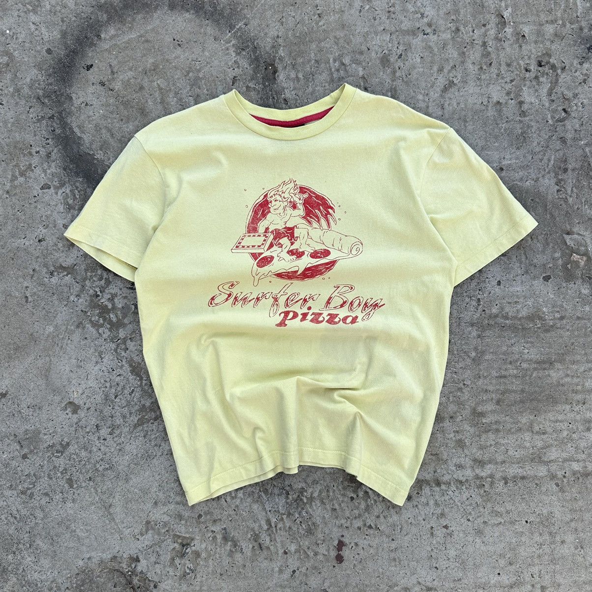 Designer × Vintage Vintage T-shirts Strange Things Film Pizza Big Logo Surf Y2K Size US M / EU 48-50 / 2 - 1 Thumbnail