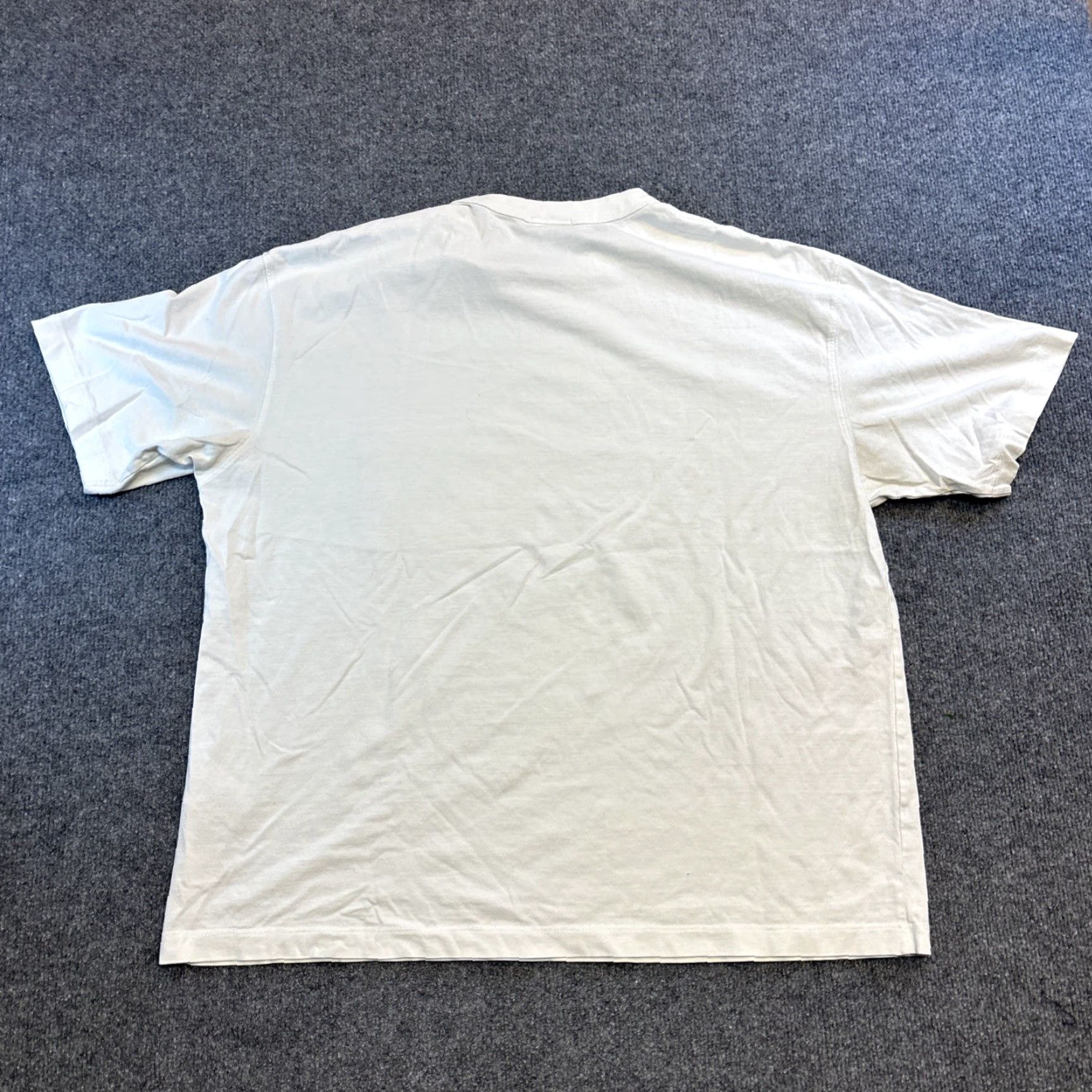 Kith KITH Short Sleeve Pocket Tee T-Shirt Mens Size M White Cotton Blend Crew Neck Distressed Relaxed Oversized Regular Size US M / EU 48-50 / 2 - 5 Thumbnail