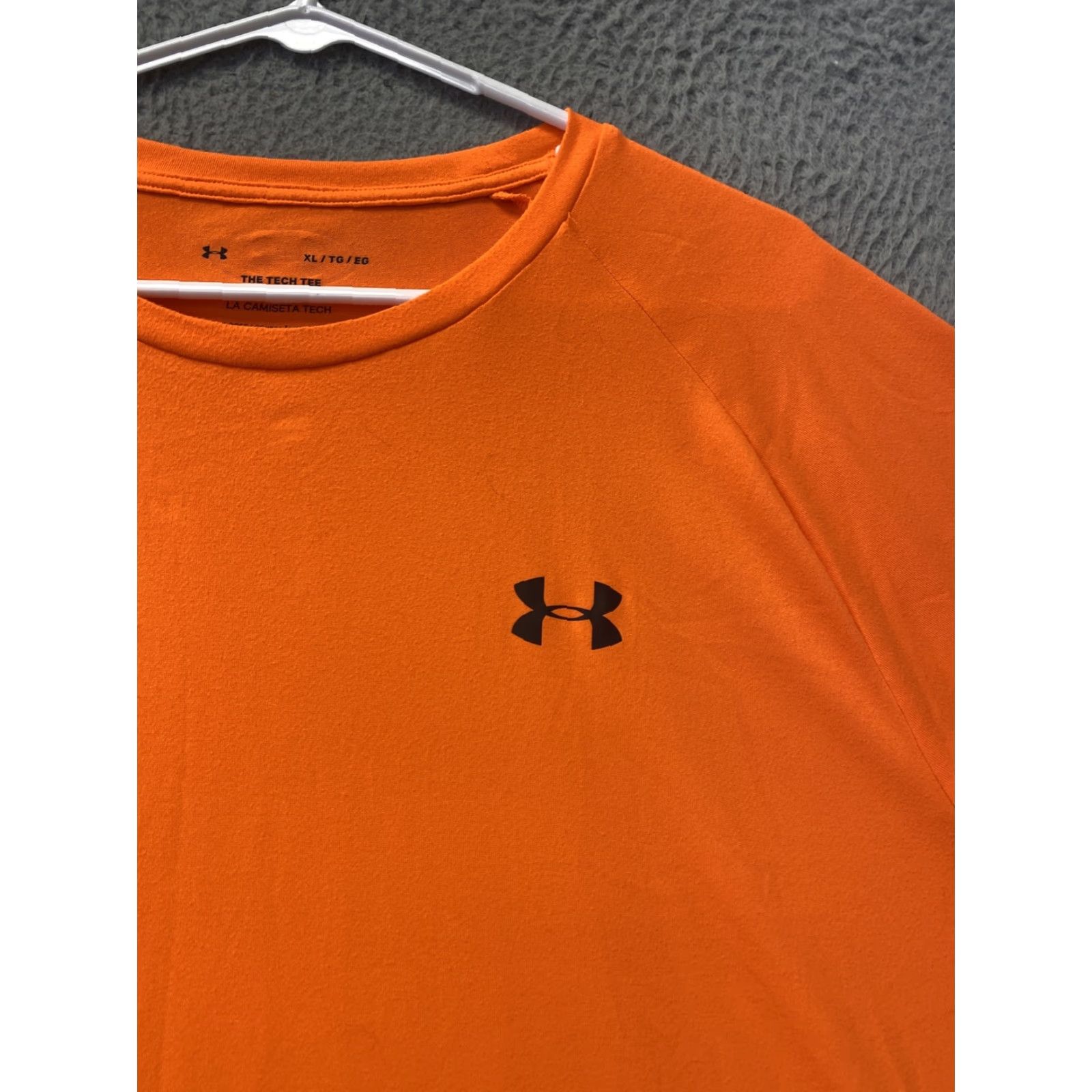 Under Armour Under Armour Shirt XL Adult Orange Tech Tee Athletic Logo Gym Mens XL /106-43 All Seasons Easy Care Stretch Logo Athletic Modern T-Shirt Men Size US XL / EU 56 / 4 - 2 Thumbnail
