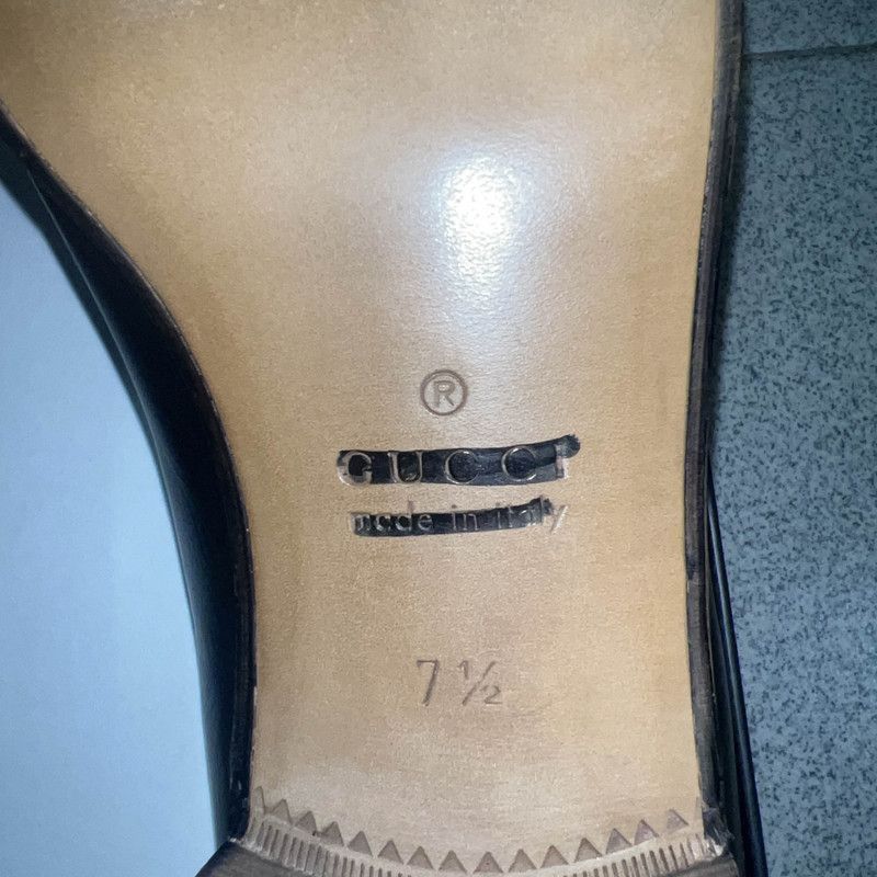Gucci Gucci Interlocking Black Leather Loafers for Men - Size US 8 / EU 41 - 5 Thumbnail
