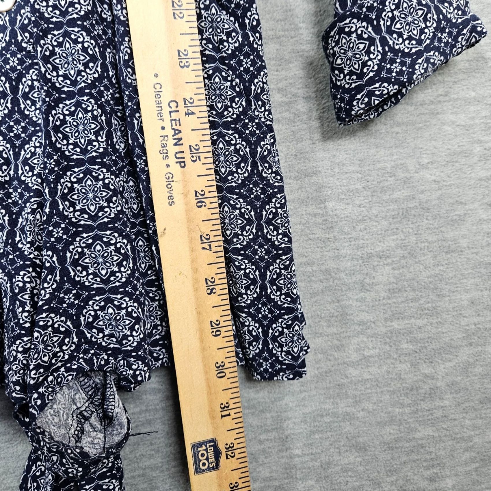Lulus Item Specifications: 9 - Lightweight - Blue - Nike Size M / US 6-8 / IT 42-44 - 5 Thumbnail