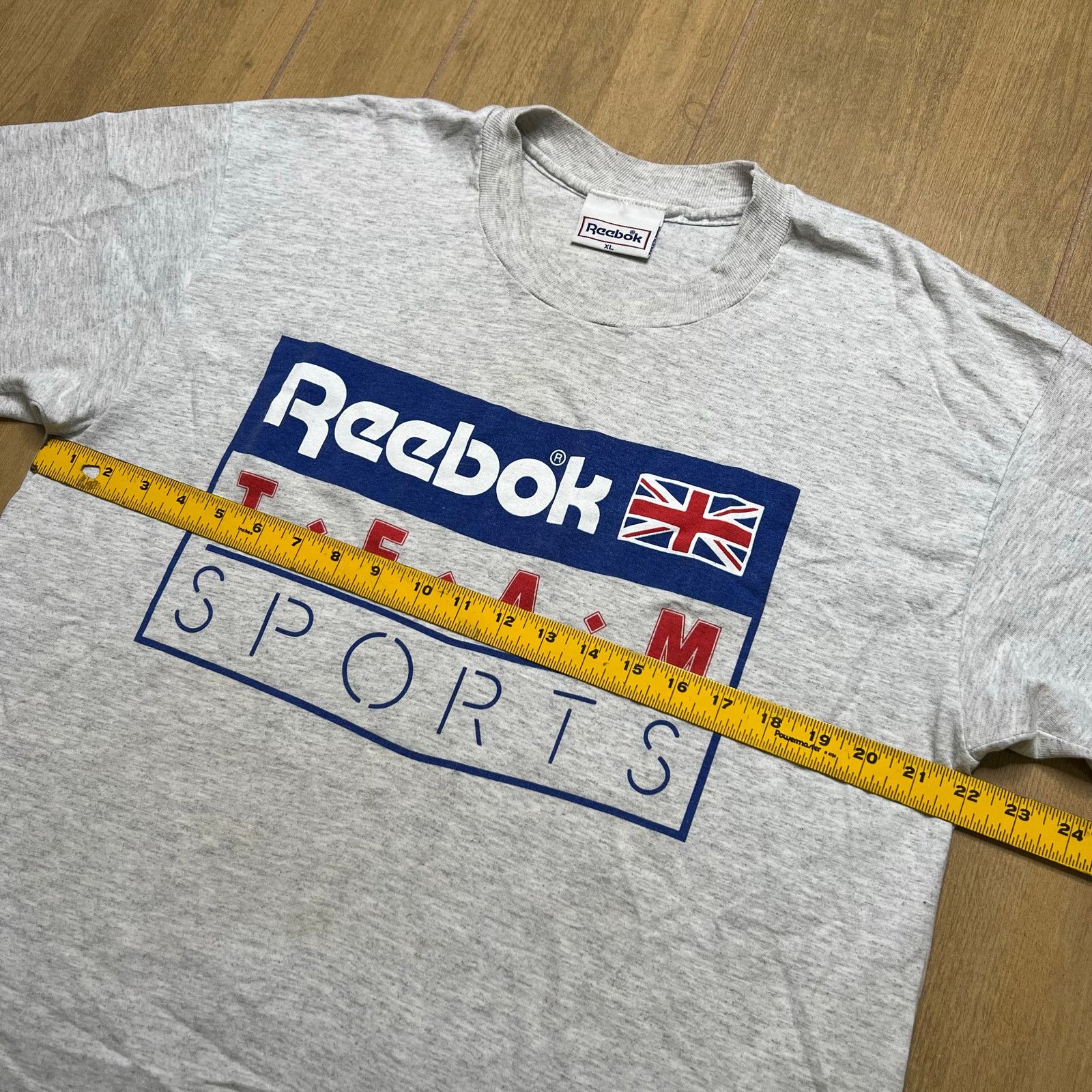 Reebok Vintage 90s Reebok Team Sports t-shirt logo Men Sz XL Size US XL / EU 56 / 4 - 6 Thumbnail