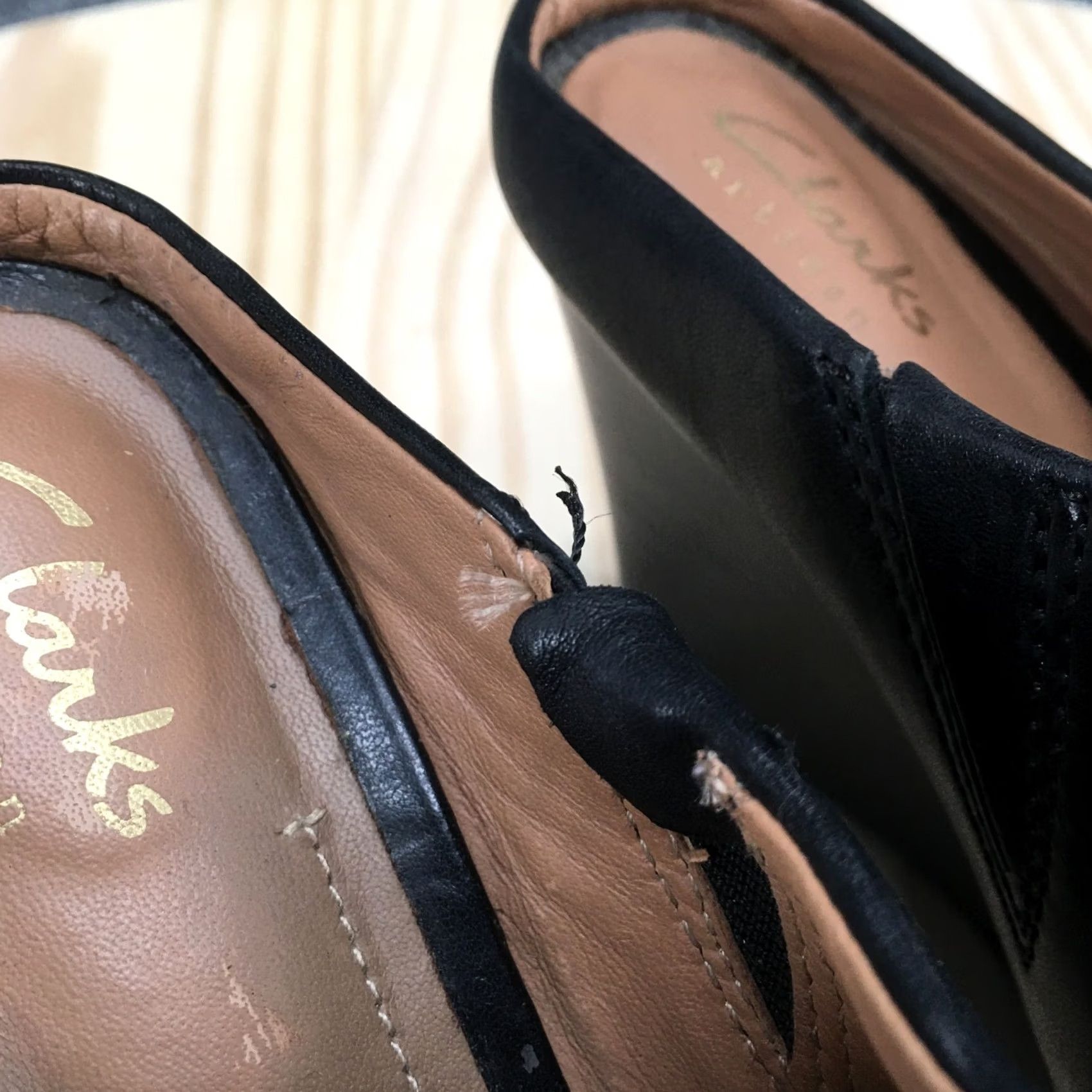 Clarks Clarks Artisan Sandal Womens 6.5M Santee Charm Slip On Wedge Mule Black Leather Size US 7 / IT 37 - 5 Thumbnail