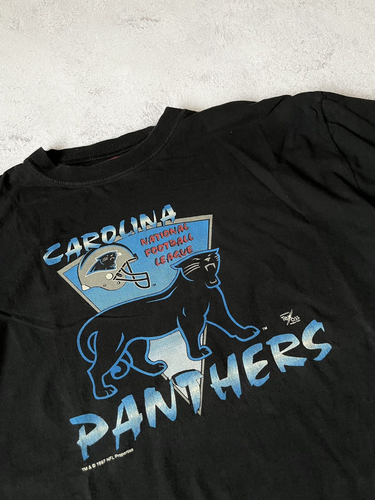 NFL 90’s Carolina Panthers Team NFL Graphic Tee Size US XL / EU 56 / 4 - 2 Thumbnail