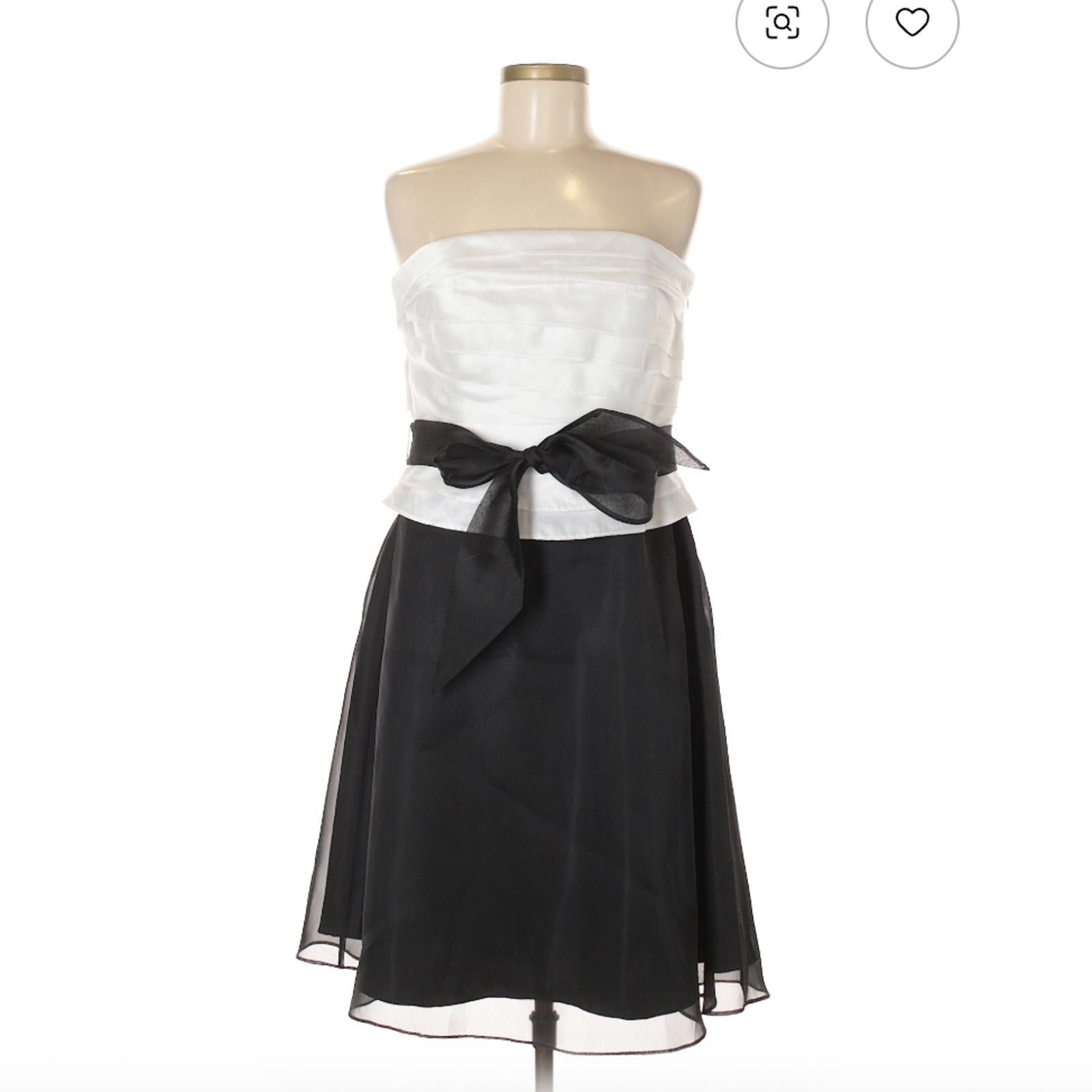 Other White House Black Market Size 10 Strapless Dress Size L / US 10 / IT 46 - 1 Thumbnail