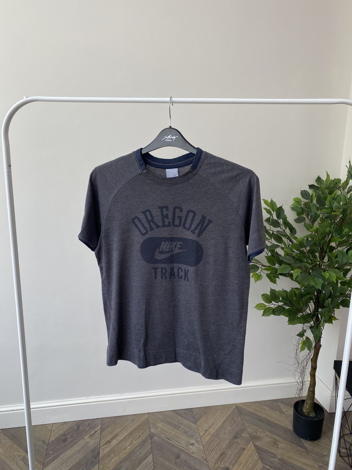 Nike × Vintage Vintage Nike Oregon T-Shirt Men’s Gray Athletic Size US M / EU 48-50 / 2 - 1 Thumbnail