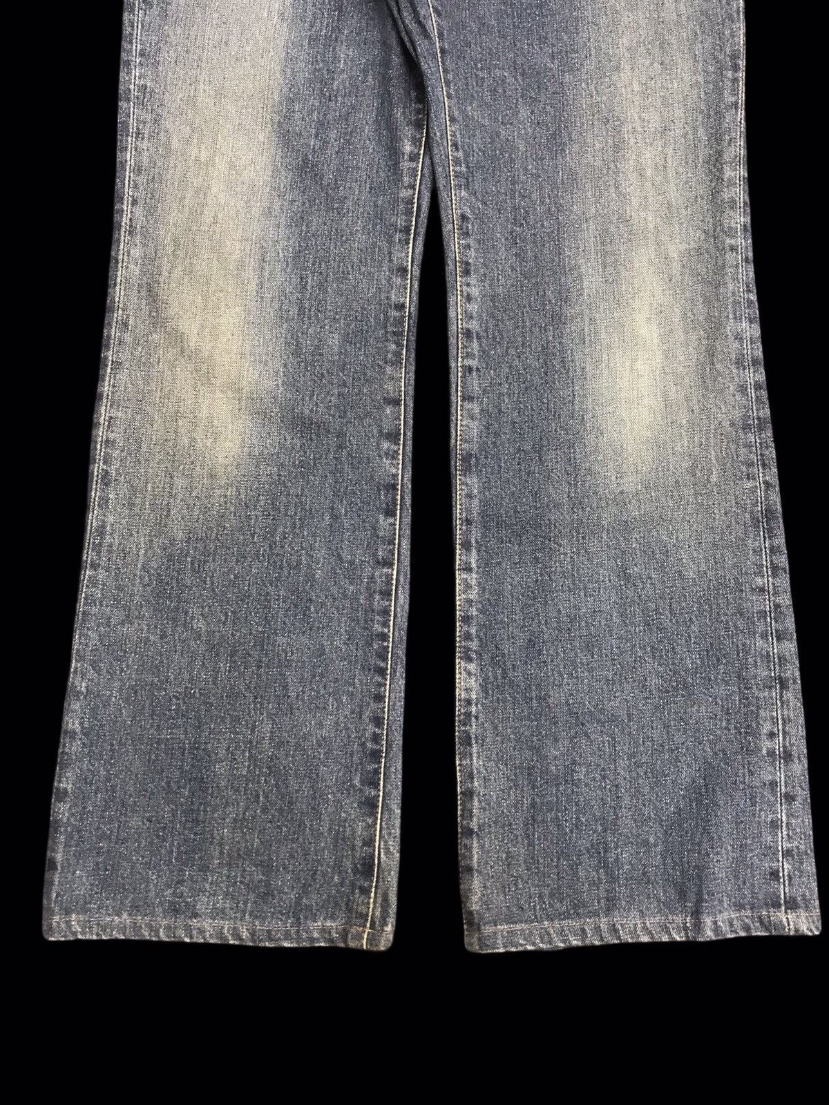 Edwin Flare🔥Edwin Flare Stylish Whiskers Jeans F20 Size US 31 - 5 Thumbnail