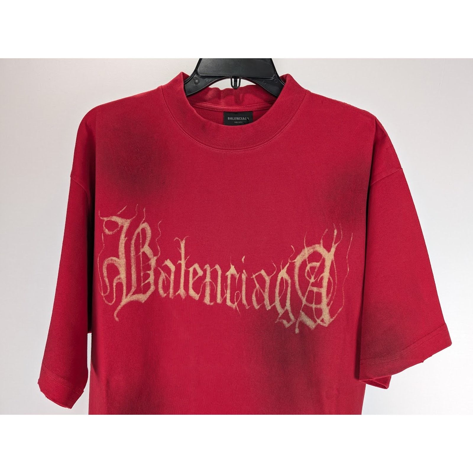 Balenciaga o1rshd1 Heavy Metal Short Sleeve T-Shirt in Red Size US S / EU 44-46 / 1 - 4 Thumbnail