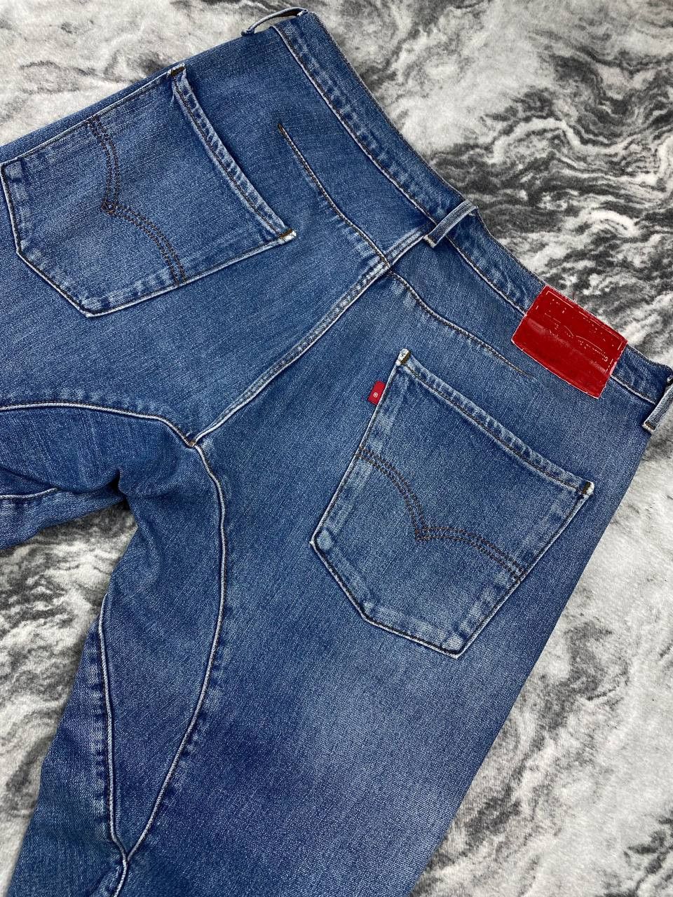 Levi's Vintage Levi’s 541 Denim Engineered Twisted Jeans Japan Y2K Size US 33 - 4 Thumbnail