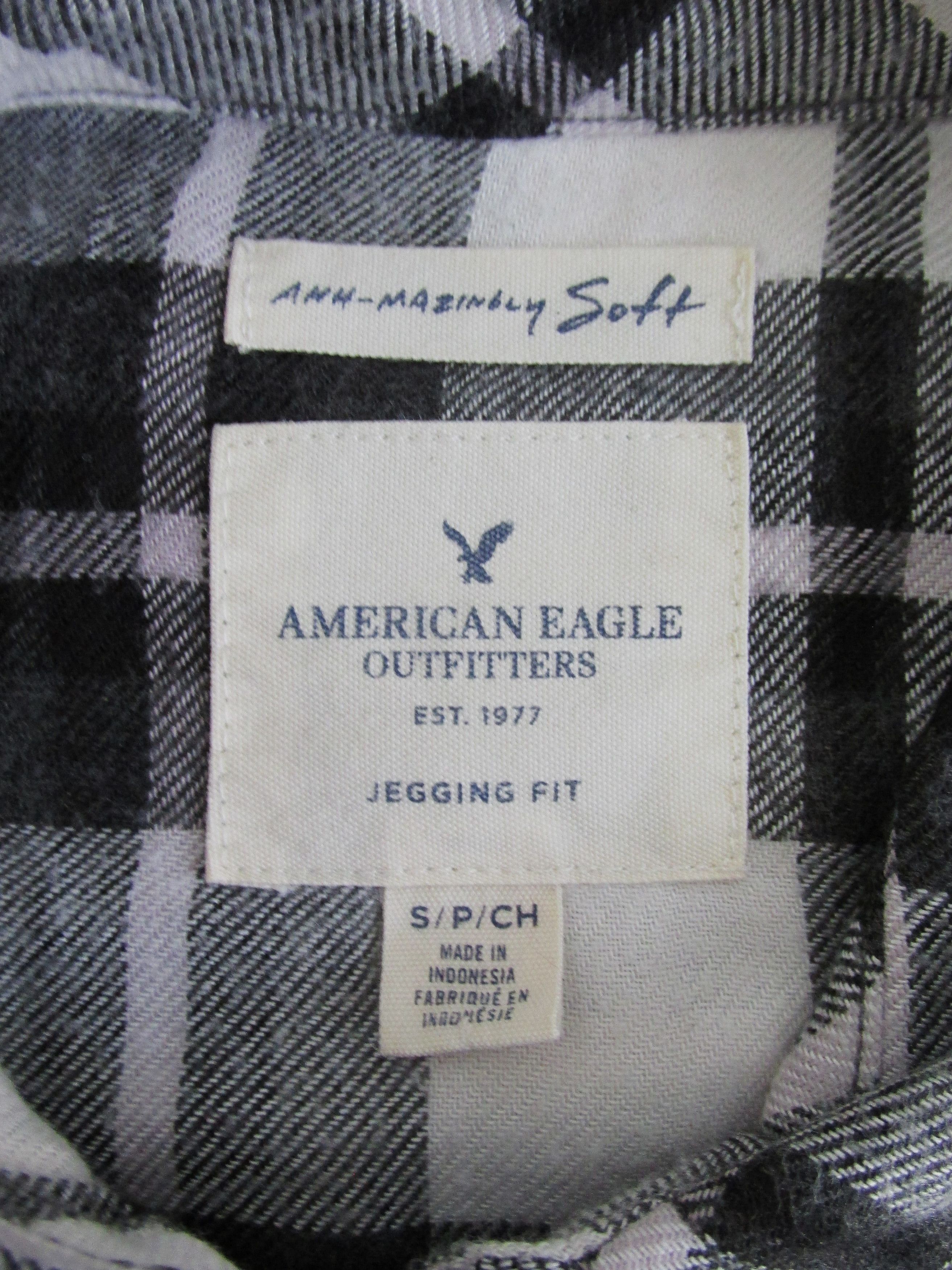 American Eagle Outfitters American Eagle Women's Soft Flannel Pleated Shirt Size Small Size S / US 4 / IT 40 - 2 Thumbnail