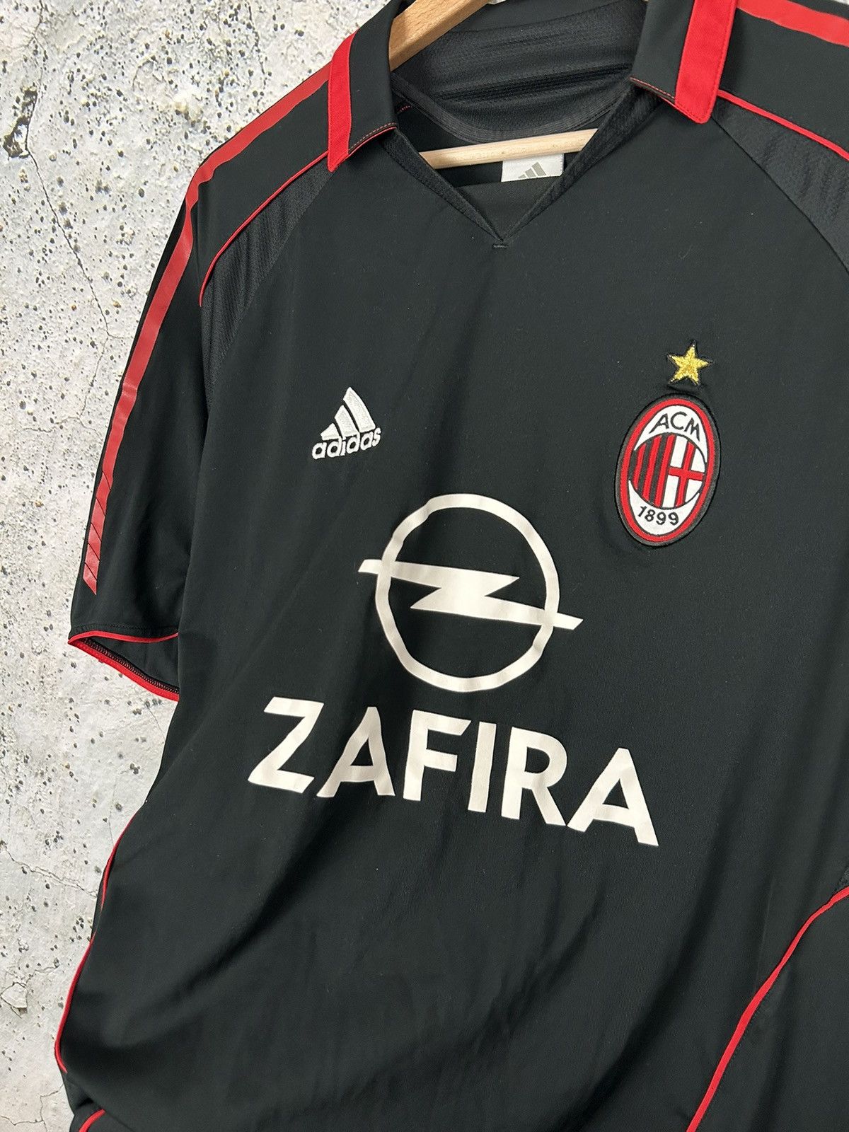 Adidas Vintage AC Milan 2005 Adidas Soccer Jersey Football Rare Size US L / EU 52-54 / 3 - 4 Thumbnail