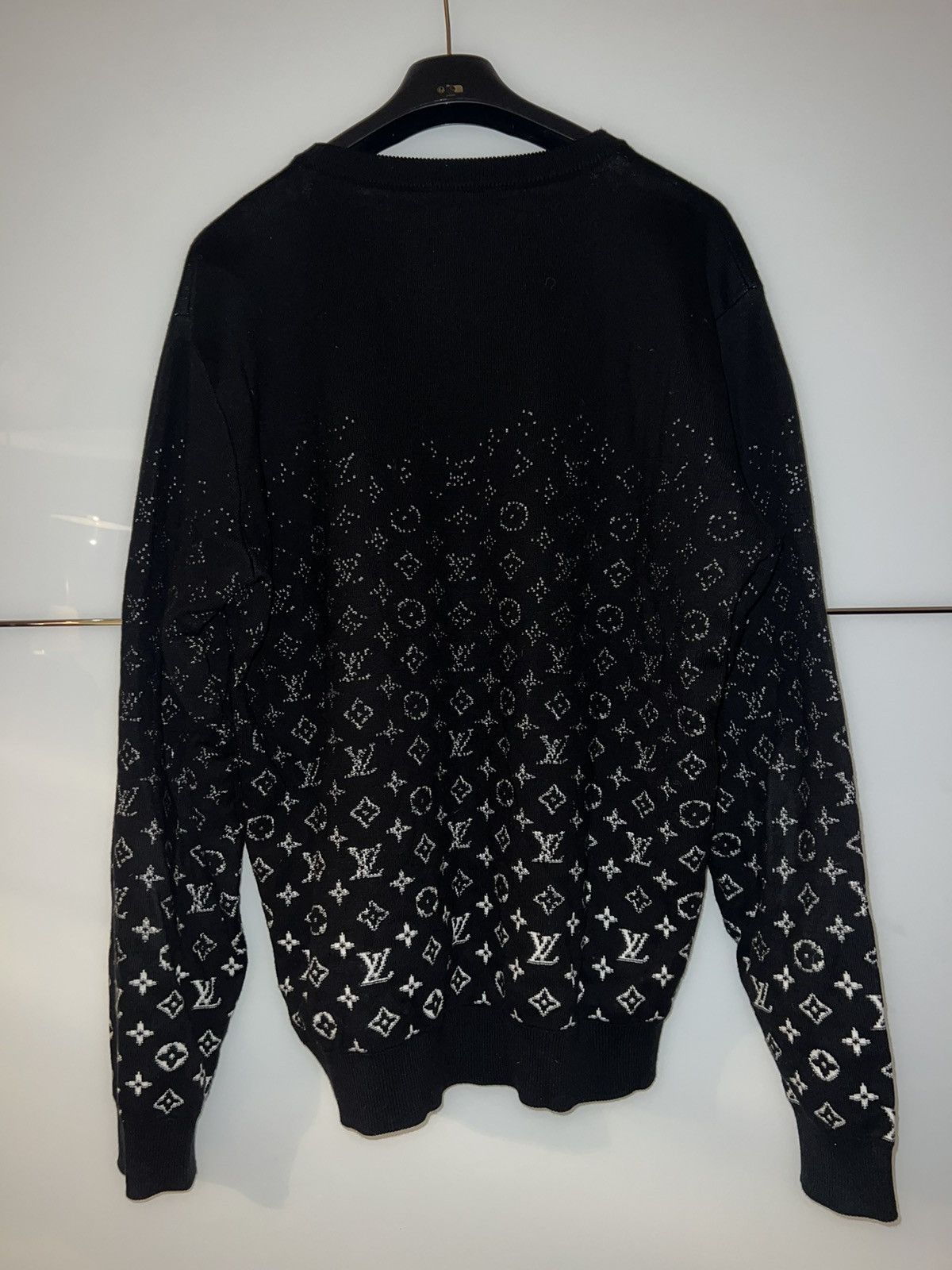Louis Vuitton Louis Vuitton Crewneck black Size US XXL / EU 58 / 5 - 7 Thumbnail