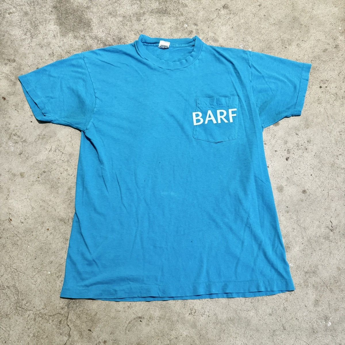 Vintage VINTAGE BLUE BARF POCKET TEE! Size US L / EU 52-54 / 3 - 1 Thumbnail