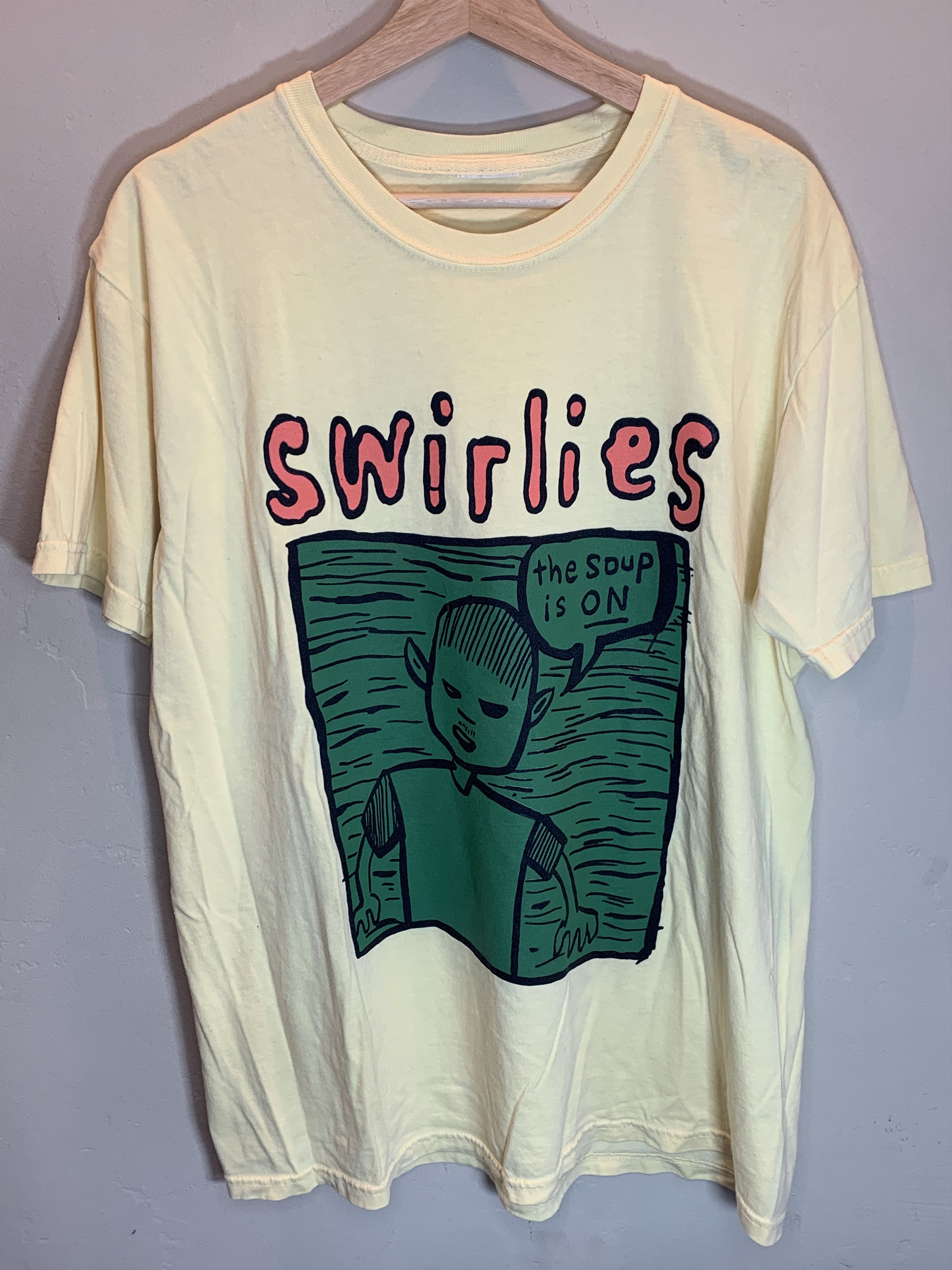 Band Tees *RARE* Vintage Swirlies The Soup Is On Art Band Y2K T-Shirt Size US L / EU 52-54 / 3 - 1 Thumbnail
