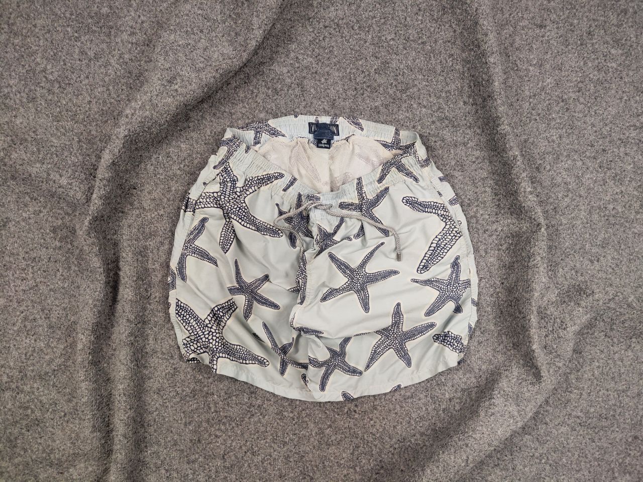 Vilebrequin Vilebrequin Design Casual printed Blue sea ​​pattern Shorts Size US 36 / EU 52 - 1 Thumbnail