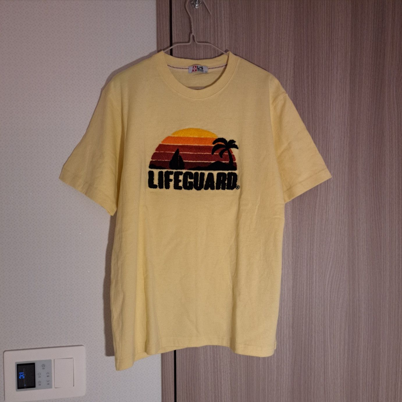 Vintage U.S.A. LIFE GUARD T-shirt Size US L / EU 52-54 / 3 - 3 Thumbnail
