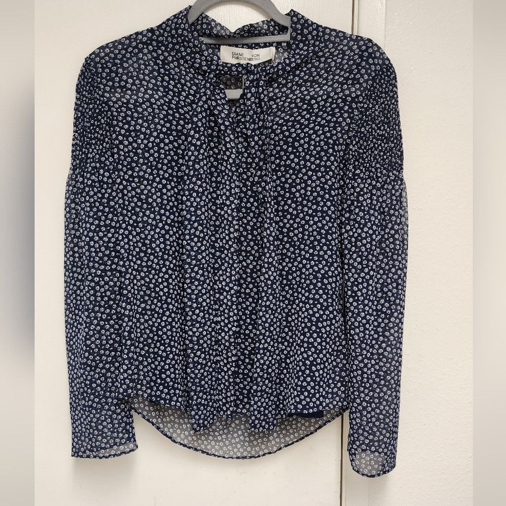 Diane von Furstenberg NWT Diane Von Furstenburg Blouse Size XXS / US 00 / IT 34 - 2 Thumbnail