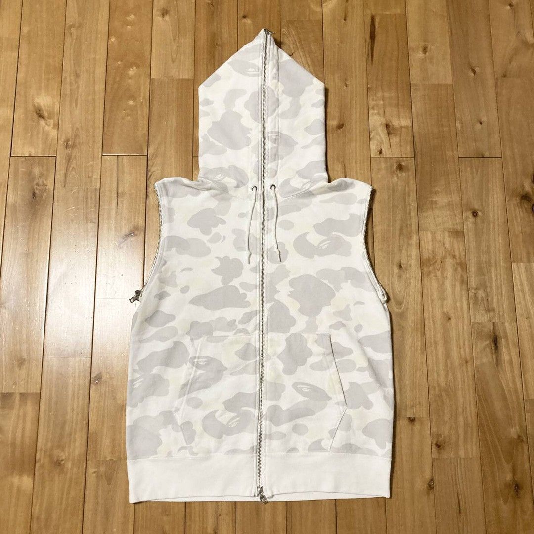 Bape 💫Glow in the dark💫 BAPE City camo full zip hoodie vest APE Size US M / EU 48-50 / 2 - 4 Thumbnail