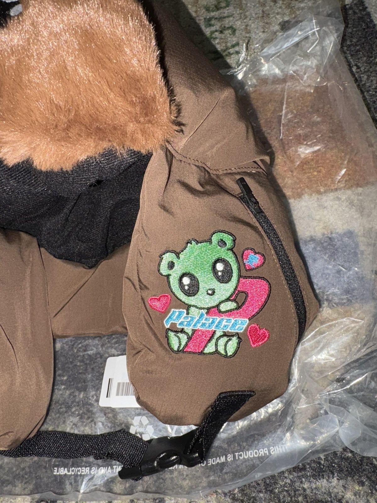Palace Palace Kawaii Puffa Trooper (SMALL/MEDIUM) Size ONE SIZE - 2 Thumbnail