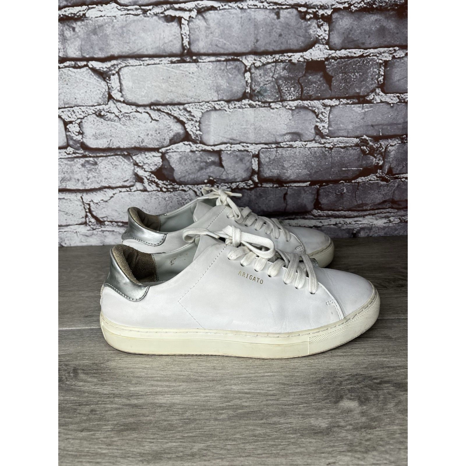 Axel Arigato Axel Arigato Womens Size 7.5 White Silver Sneakers Leather L Size US 7.5 / IT 37.5 - 16 Thumbnail