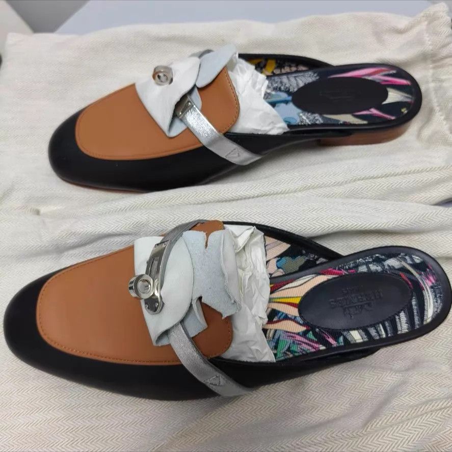 Hermes Hermes OZ Mules Kelly silver buckle color sole size 37 Size US 6.5 / IT 36.5 - 1 Thumbnail