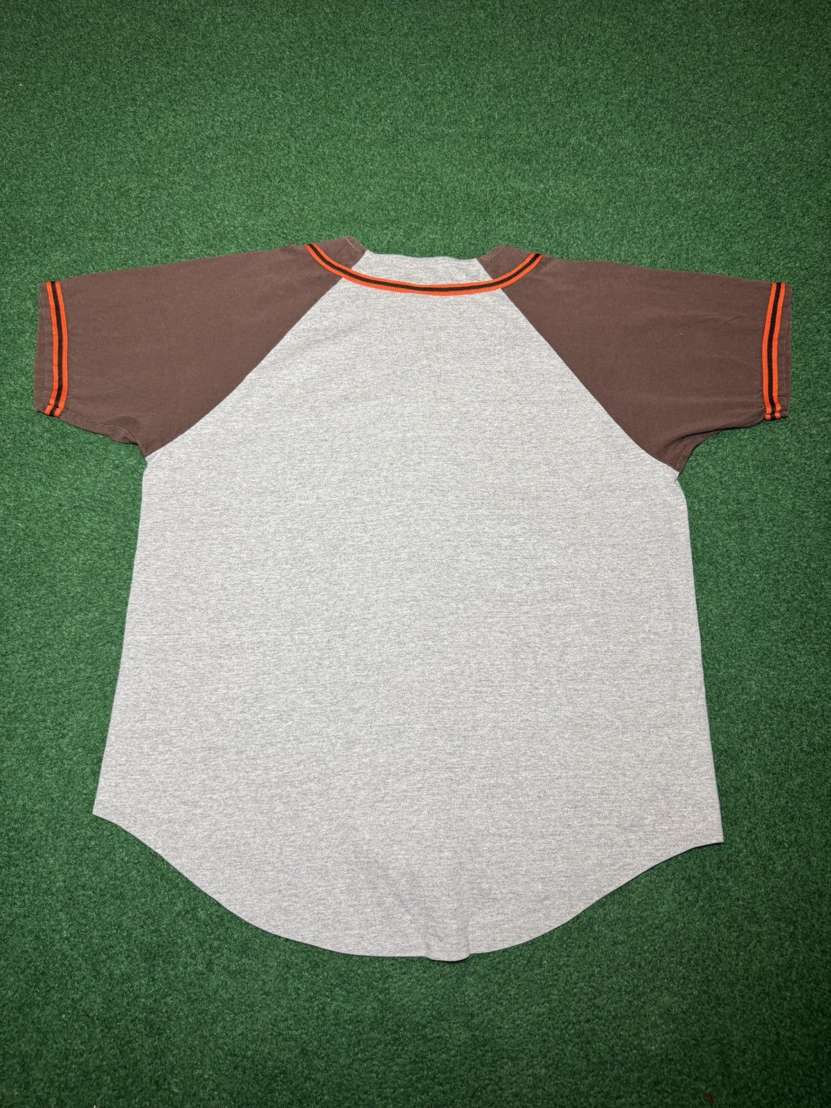 NFL Cleveland Browns Vintage Baseball Style Jersey Lrg Button Up Size US L / EU 52-54 / 3 - 6 Thumbnail