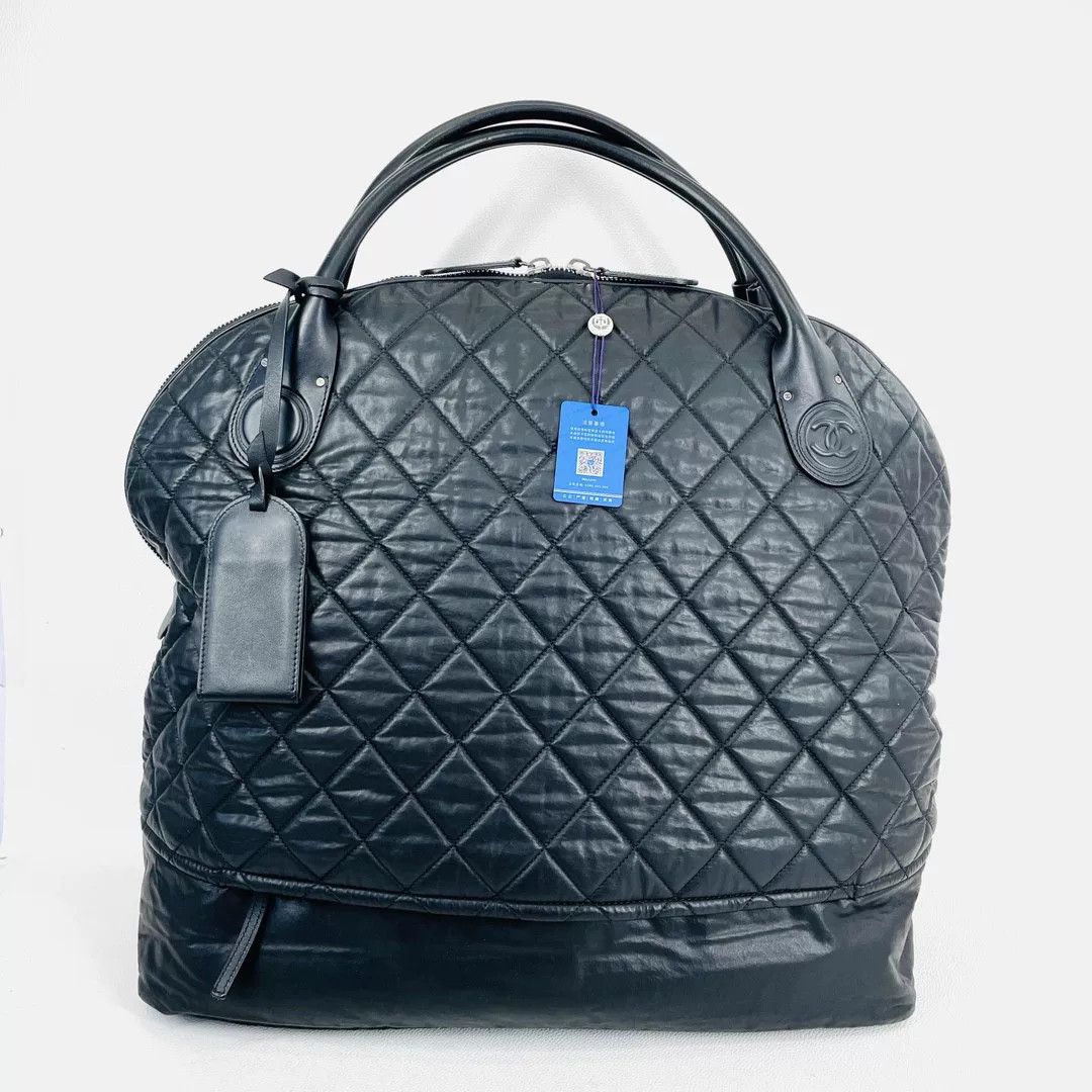 Chanel Pre-loved Bag Very good condition Size ONE SIZE - 1 Thumbnail