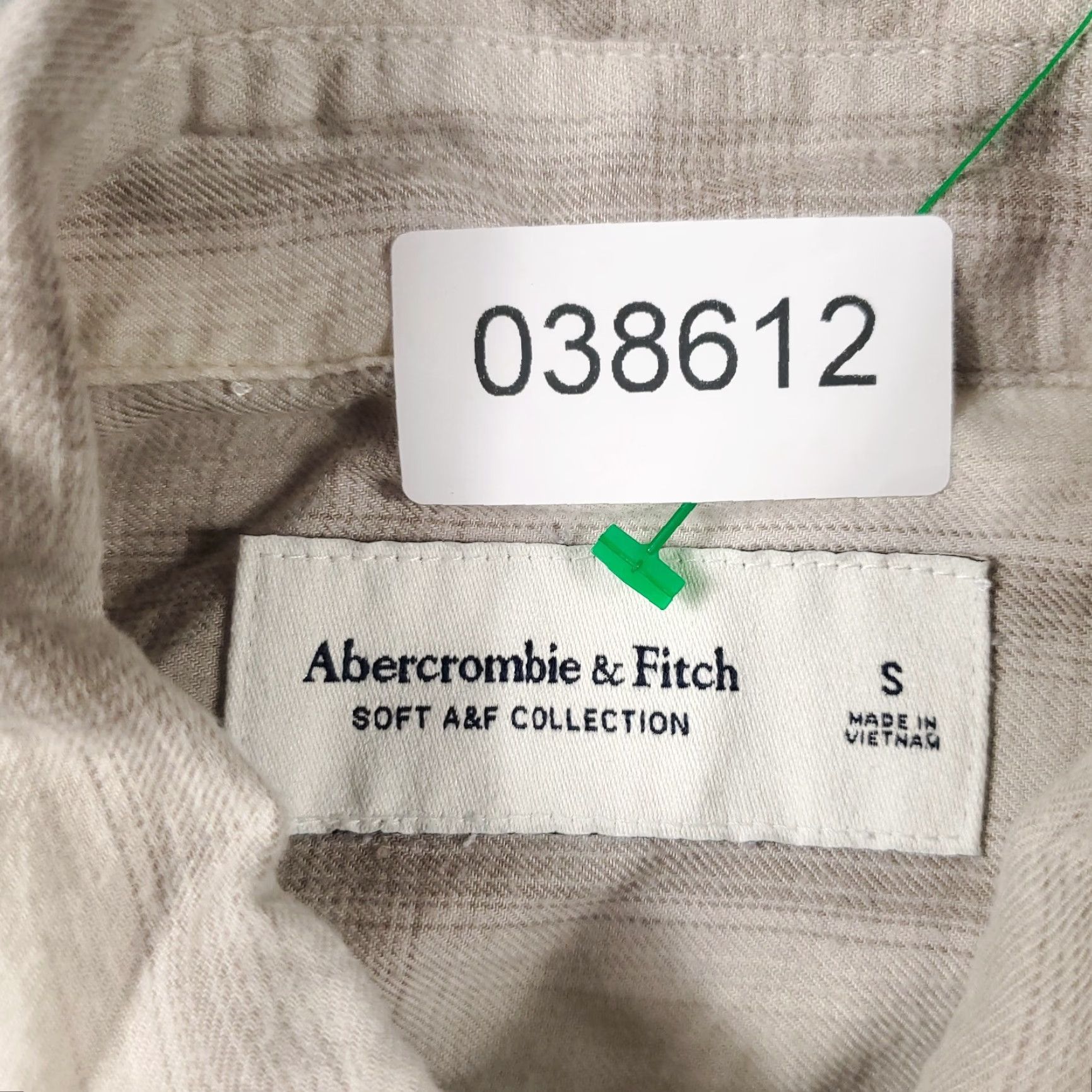 Abercrombie & Fitch Abercrombie & Fitch Button-Up Shirt Mens Small Beige Plaid Long Sleeve Size US S / EU 44-46 / 1 - 6 Thumbnail