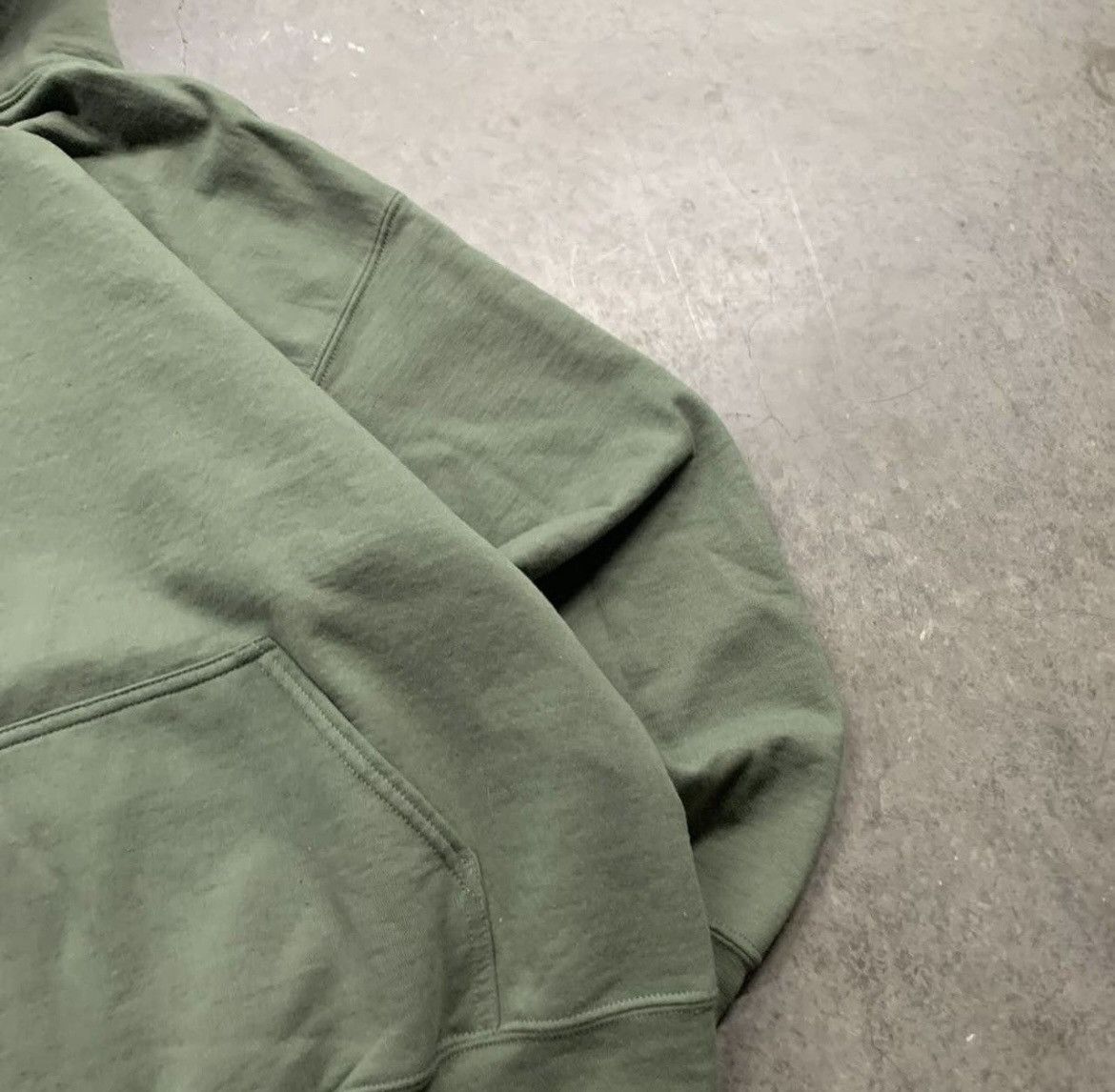 Vintage Vintage Moss Green Essential Blank Hoodie Size US S / EU 44-46 / 1 - 5 Thumbnail
