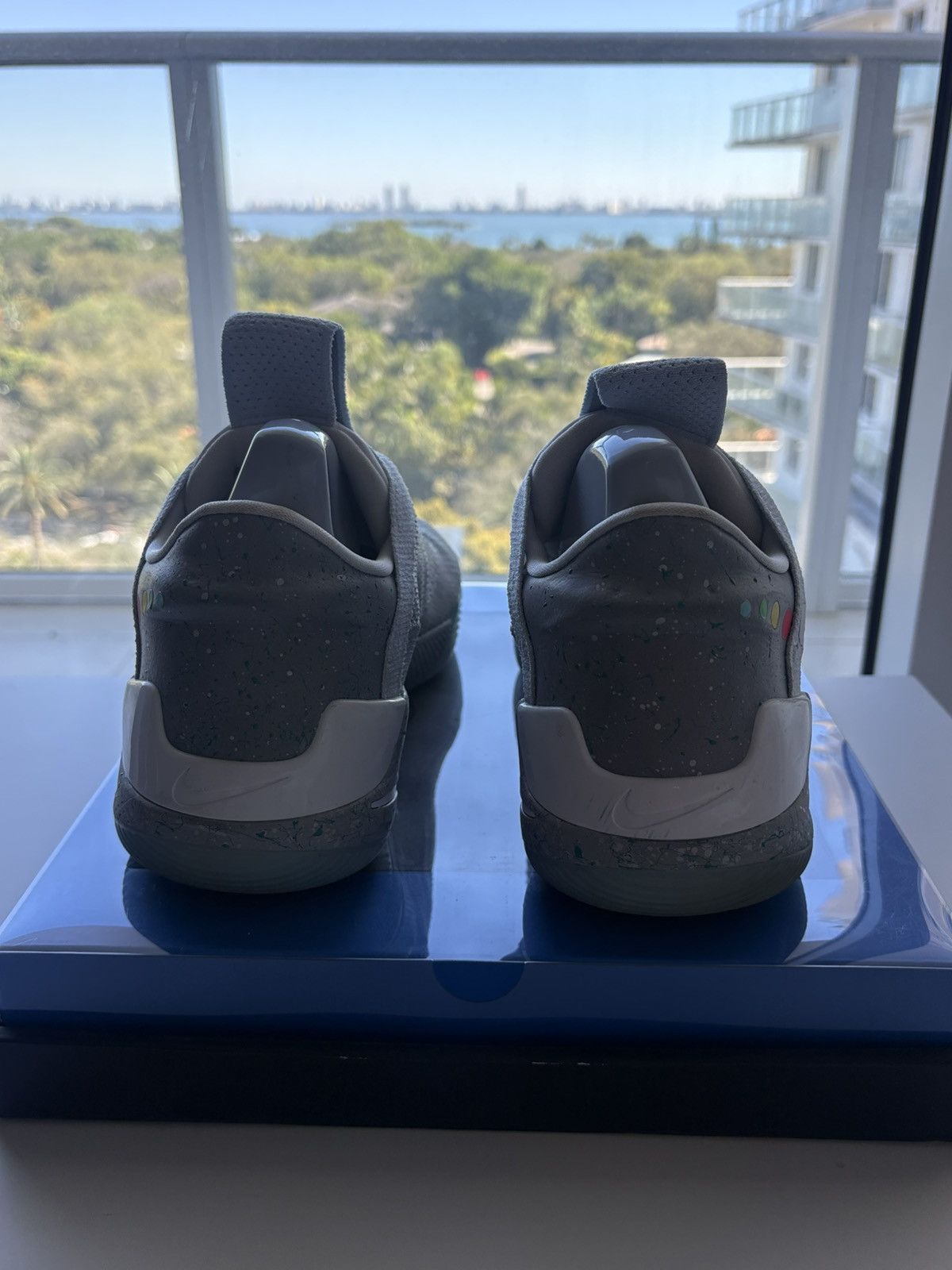 Nike Nike Adapt BB, Men’s 11.5 (OG Auto Lacing, W Box & Charger) Size US 11.5 / EU 44-45 - 3 Thumbnail