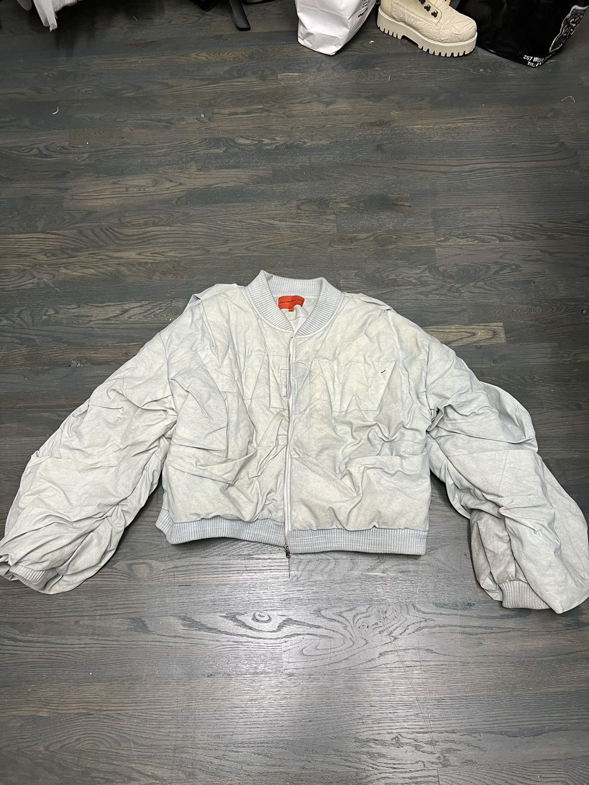 Who decides war bomber jacket