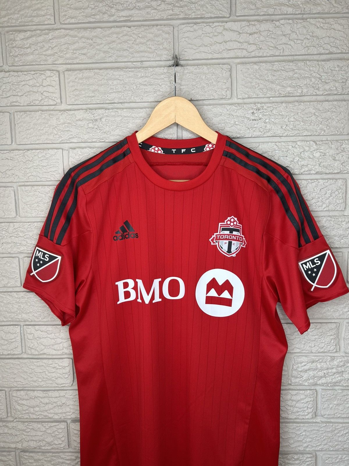 Adidas Adidas Toronto FC 2014 Michael Bradley MLS Jersey Size US M / EU 48-50 / 2 - 2 Thumbnail