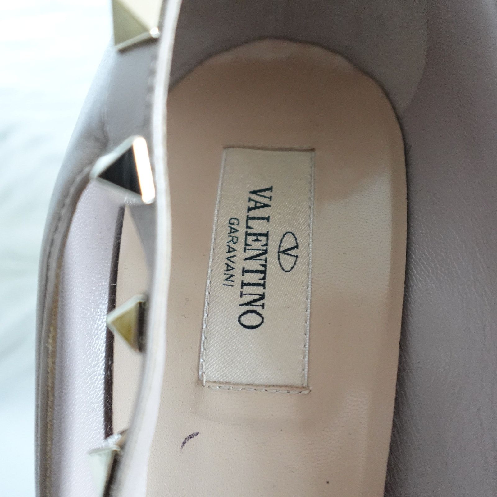 Valentino Valentino Beige Nude Nappa Gold Rockstud Cross Strap Pumps Size US 10 / IT 40 - 13 Thumbnail