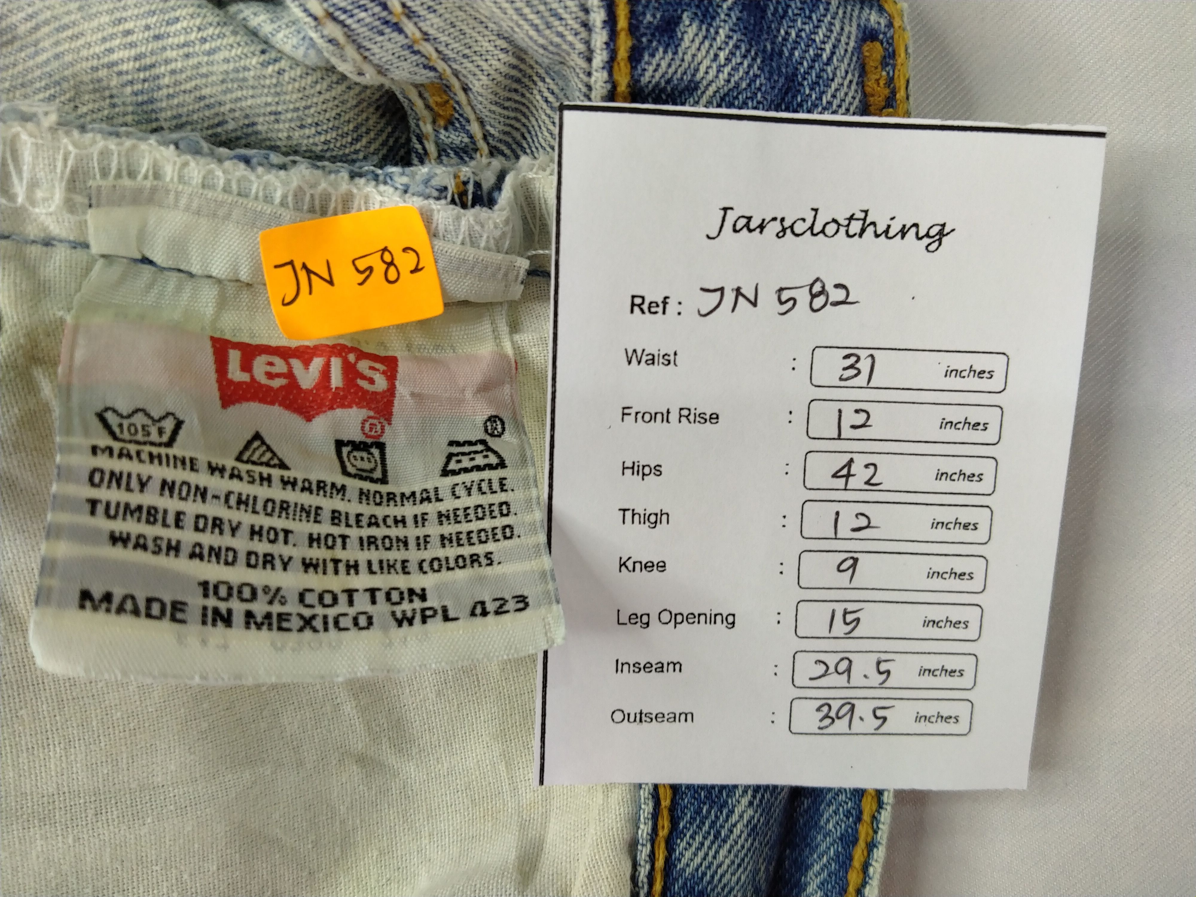 Levi's Light Wash Vintage Levi's 501 Distressed Denim 31x29.5 JN582 Size US 31 - 8 Thumbnail