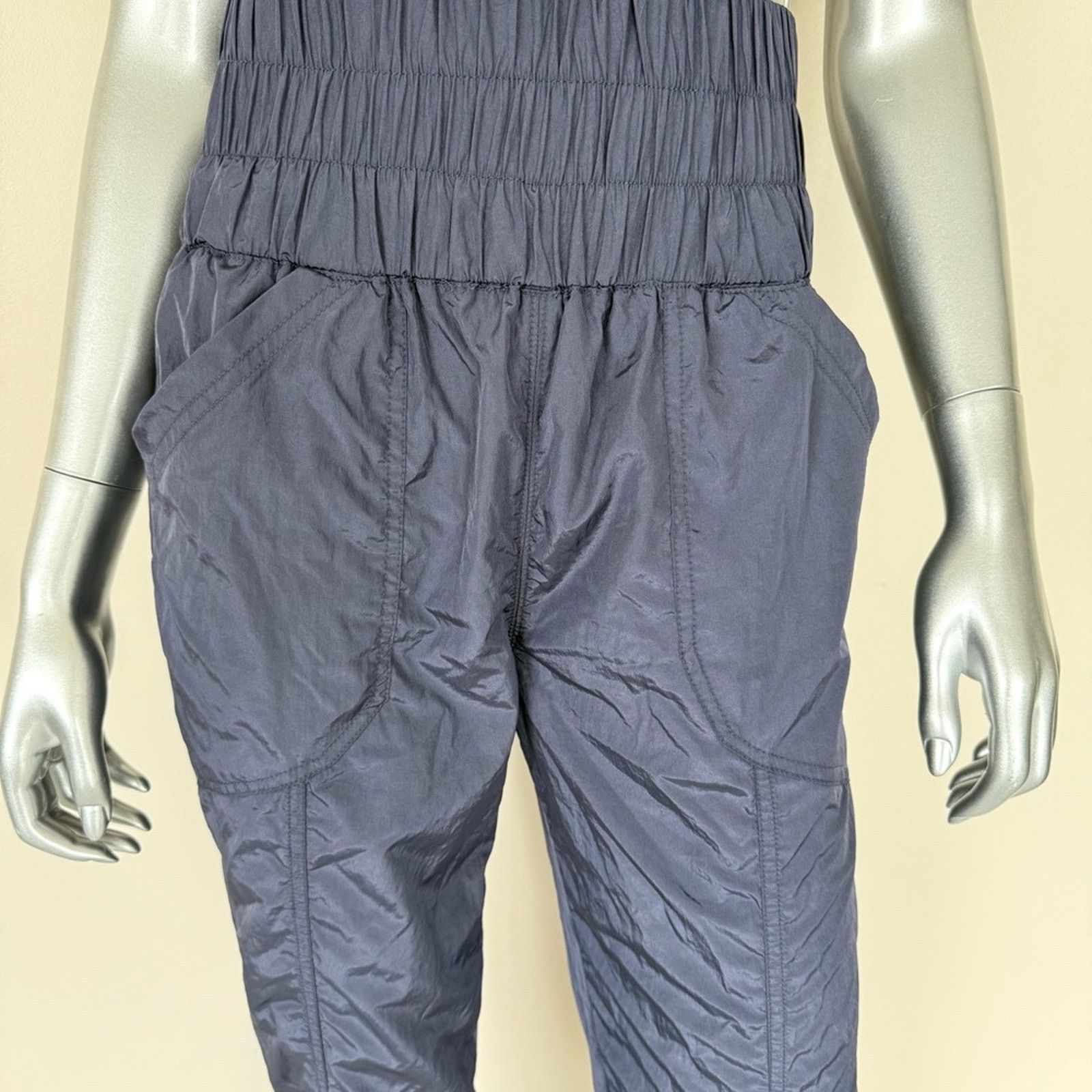 Free People NWT!!! Free People women pants size XS Retail 60$ Size 27" / US 4 / IT 40 - 2 Thumbnail