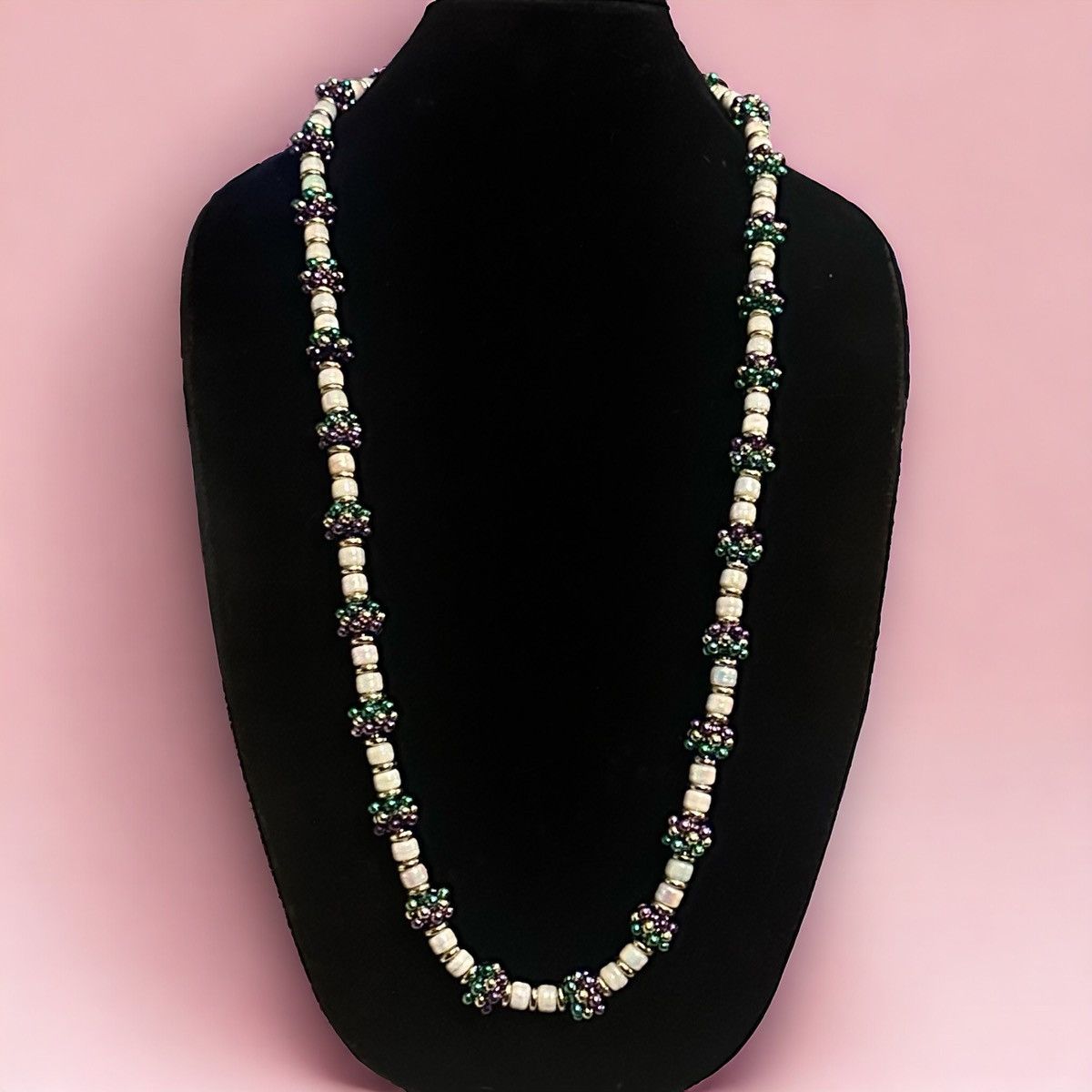 Other Fancy Mardi Gras long bead necklace Size ONE SIZE - 1 Thumbnail