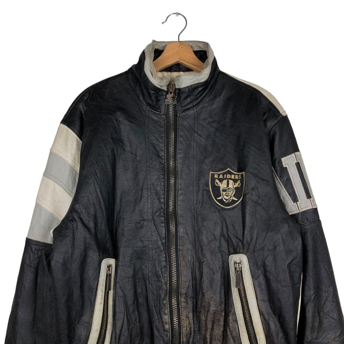Starter 🔥VINTAGE LEATHER JACKET STARTER RAIDERS NFL BIG LOGO Size US M / EU 48-50 / 2 - 5 Thumbnail