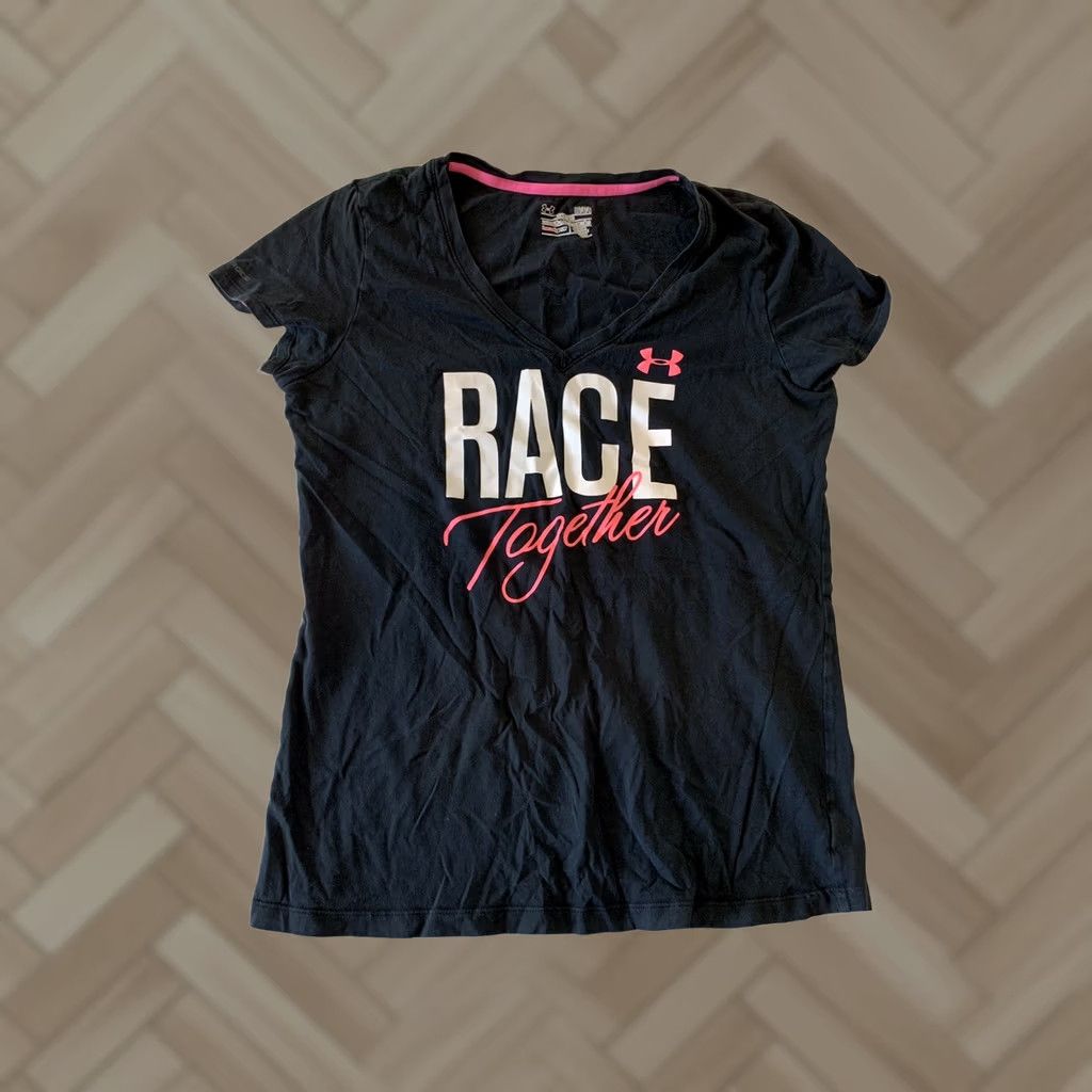 Under Armour Under Armour Race Together Breast Cancer Short Sleeve T Shirt Women's L Black Size L / US 10 / IT 46 - 1 Thumbnail