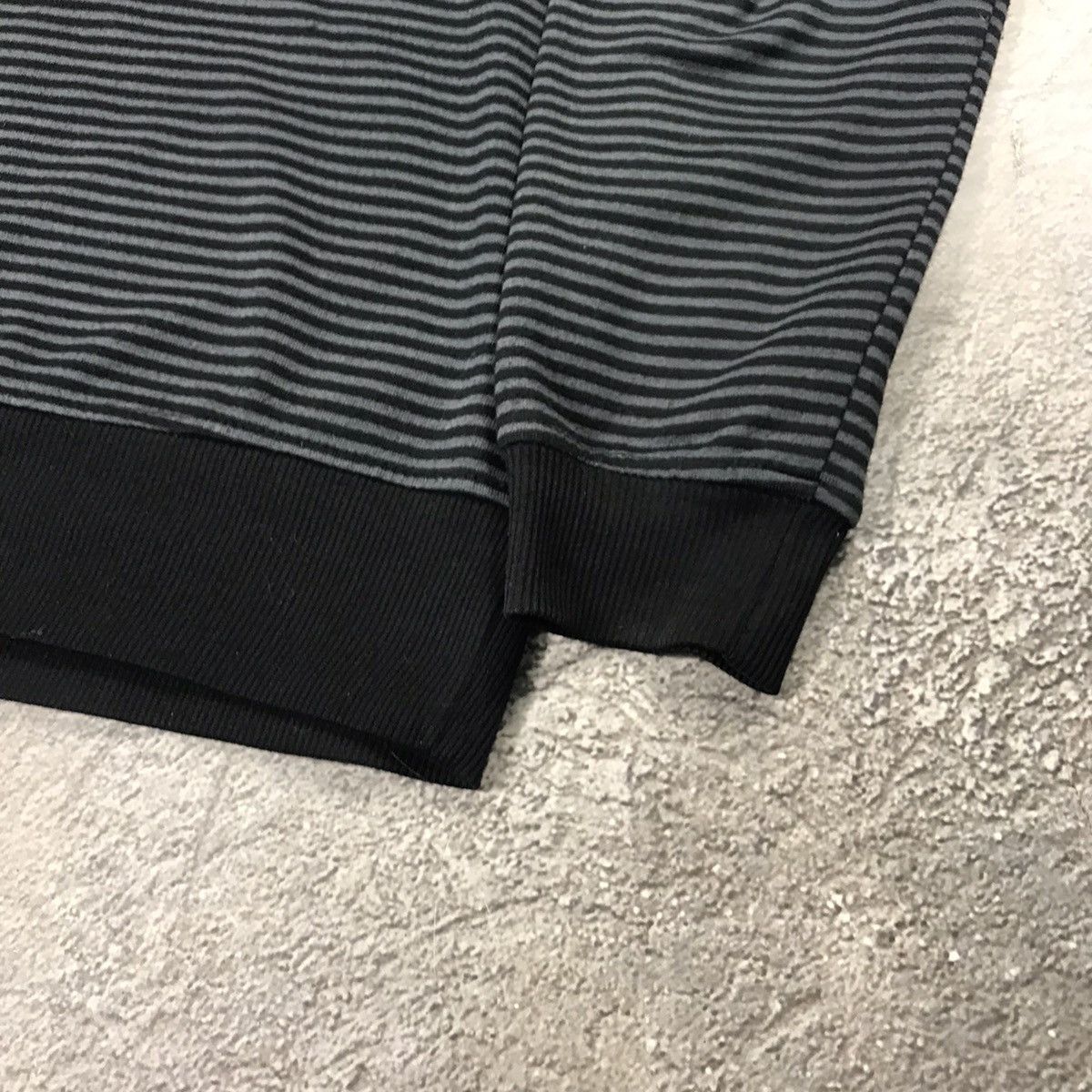 Vintage Vintage Nike Striped Crewneck Sweatshirt Streetwear 90s M Size US M / EU 48-50 / 2 - 5 Thumbnail