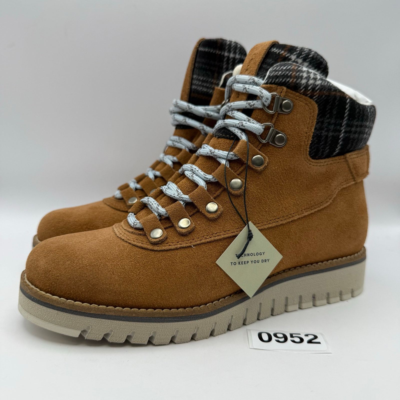 Cole Haan COLE HAAN Women's 5 ZeroGrand Explorer Gateway Hiker WPROOF Size US 5 / IT 35 - 1 Thumbnail
