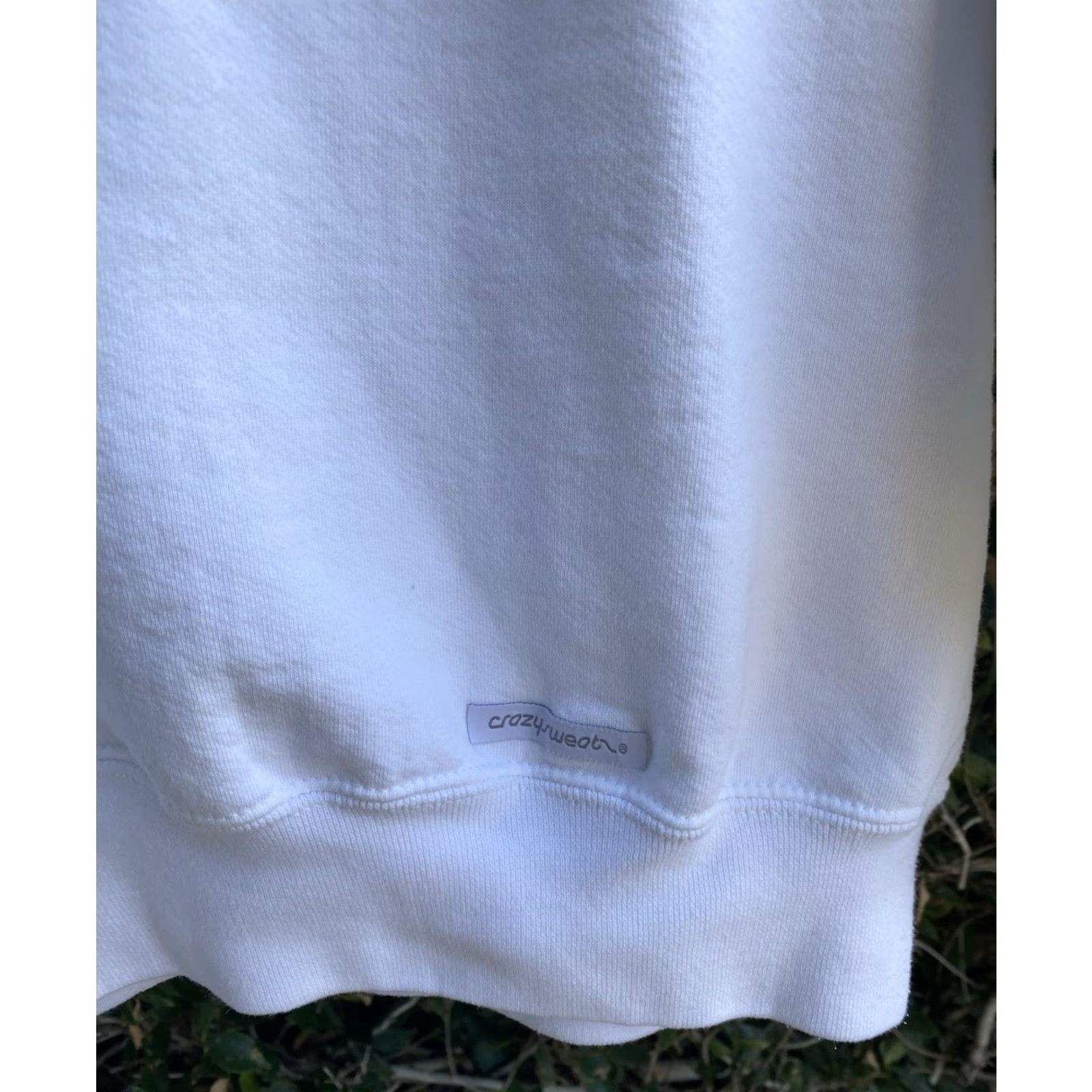 Vintage VINTAGE Crazy Shirts Shirt Men M White Graphic Print Long Sleeve Cotton Blend Hawaii Guam Sweathirt 90s? (Note: avoid adding uncertain decade) Size US M / EU 48-50 / 2 - 6 Thumbnail