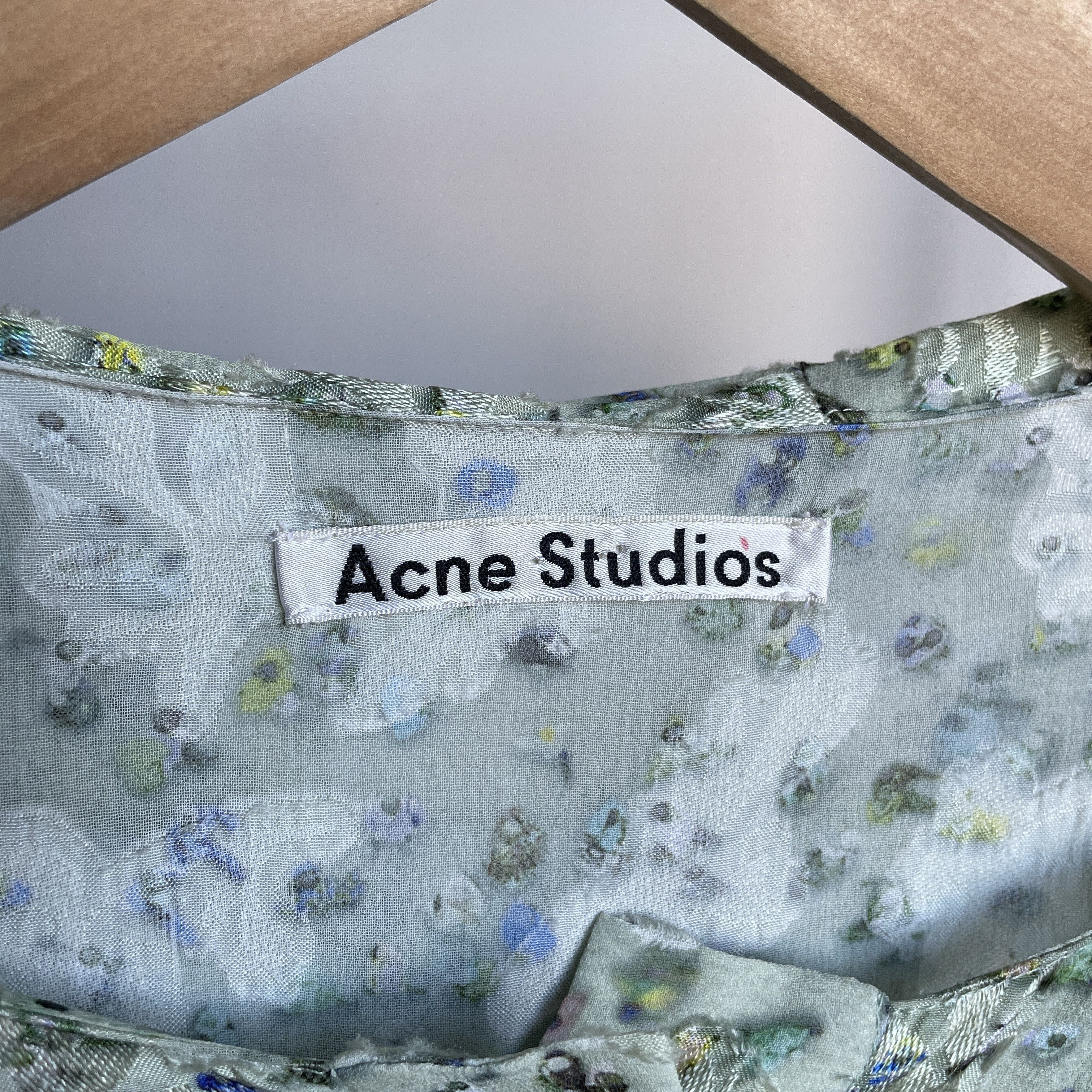 Acne Studios Acne Studios Crowd-Print Floral Scarf Neck VIscose Dress Size XS / US 0-2 / IT 36-38 - 13 Thumbnail