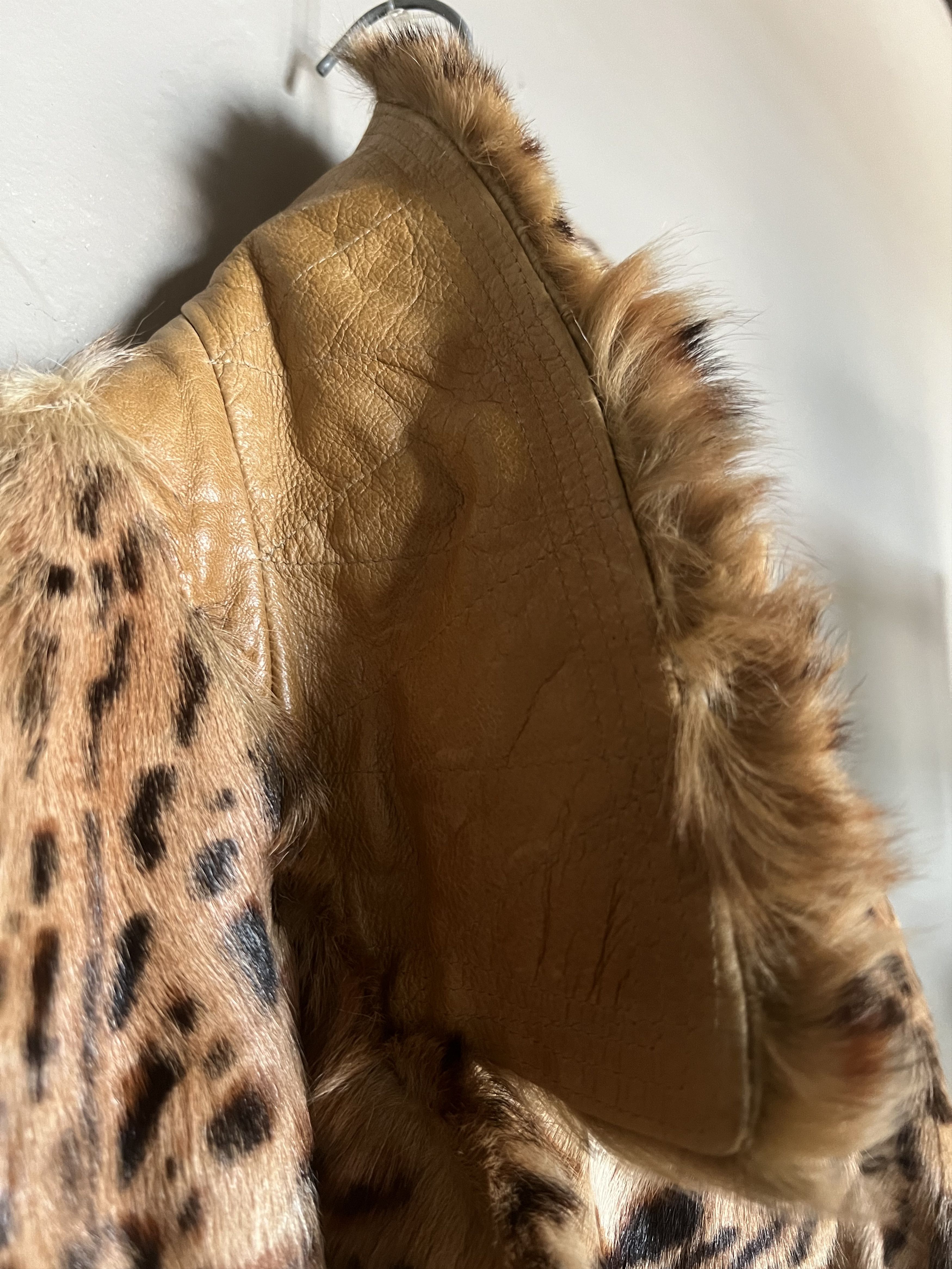 Dries Van Noten GRAIL Leopard-print Fur Coat F/W 2007 Sz M Size US M / EU 48-50 / 2 - 9 Thumbnail