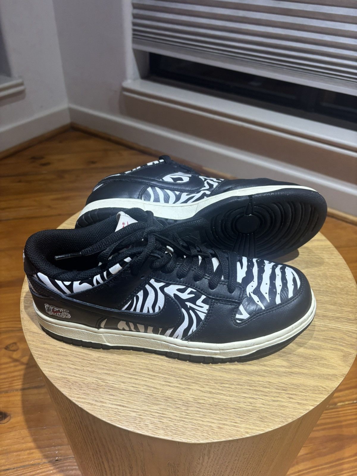 Nike Nike SB Dunk Low OG QS Size US 7.5 / EU 40-41 - 3 Thumbnail