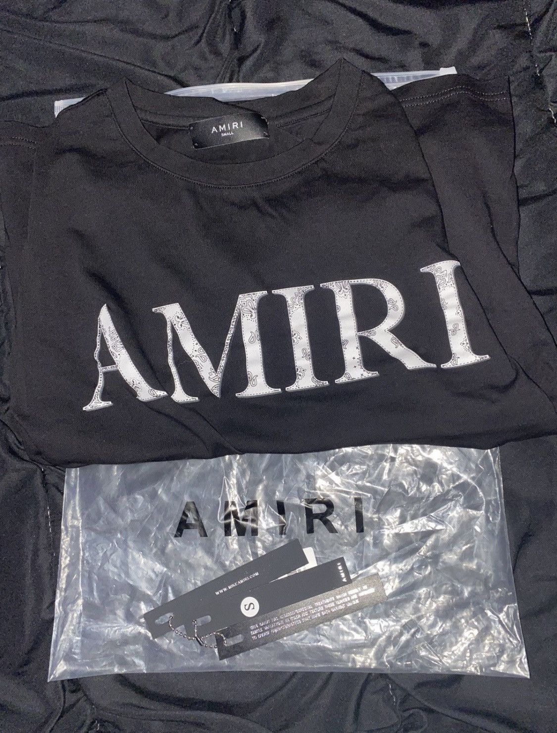 Other *RARE* AMIRI Bandana Logo T-Shirt Black Authentic Amiri Size US S / EU 44-46 / 1 - 1 Thumbnail