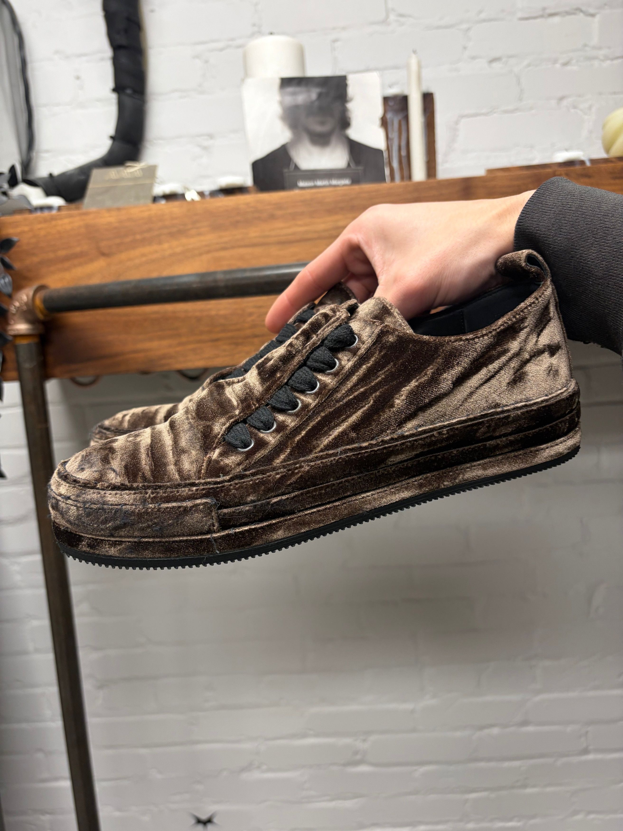 Ann Demeulemeester Ann Demeulemeester Brown Crushed Velvet ‘Roccia’ Low Top Sneakers Size US 7 / IT 37 - 2 Thumbnail