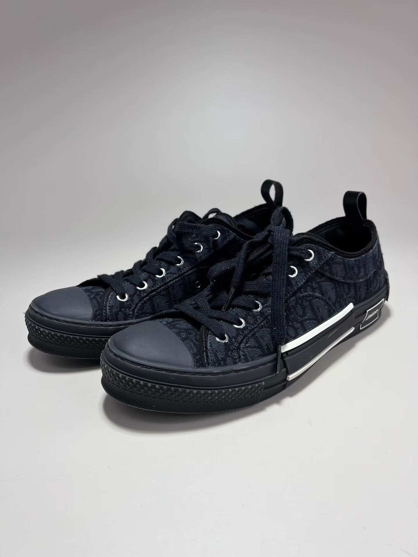 Dior DIOR B23 Denim Oblique Logo Low-Top Sneakers Size US 10 / EU 43 - 1 Thumbnail