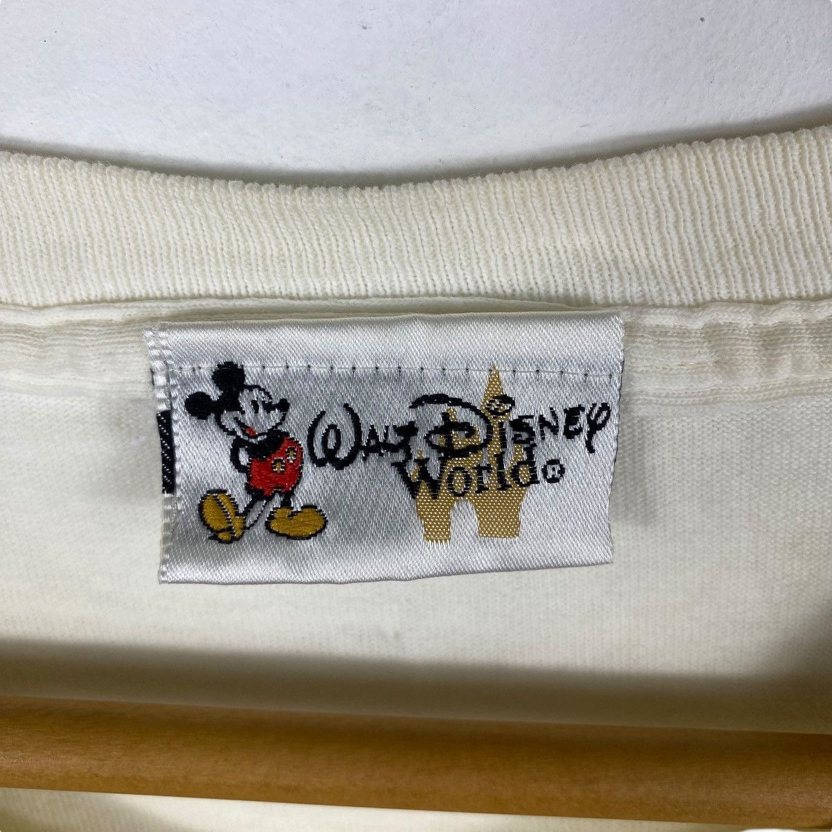 Disney Vintage 00's WALT DISNEY WORLD Tigger Cartoon Graphic Tee Size US L / EU 52-54 / 3 - 6 Thumbnail