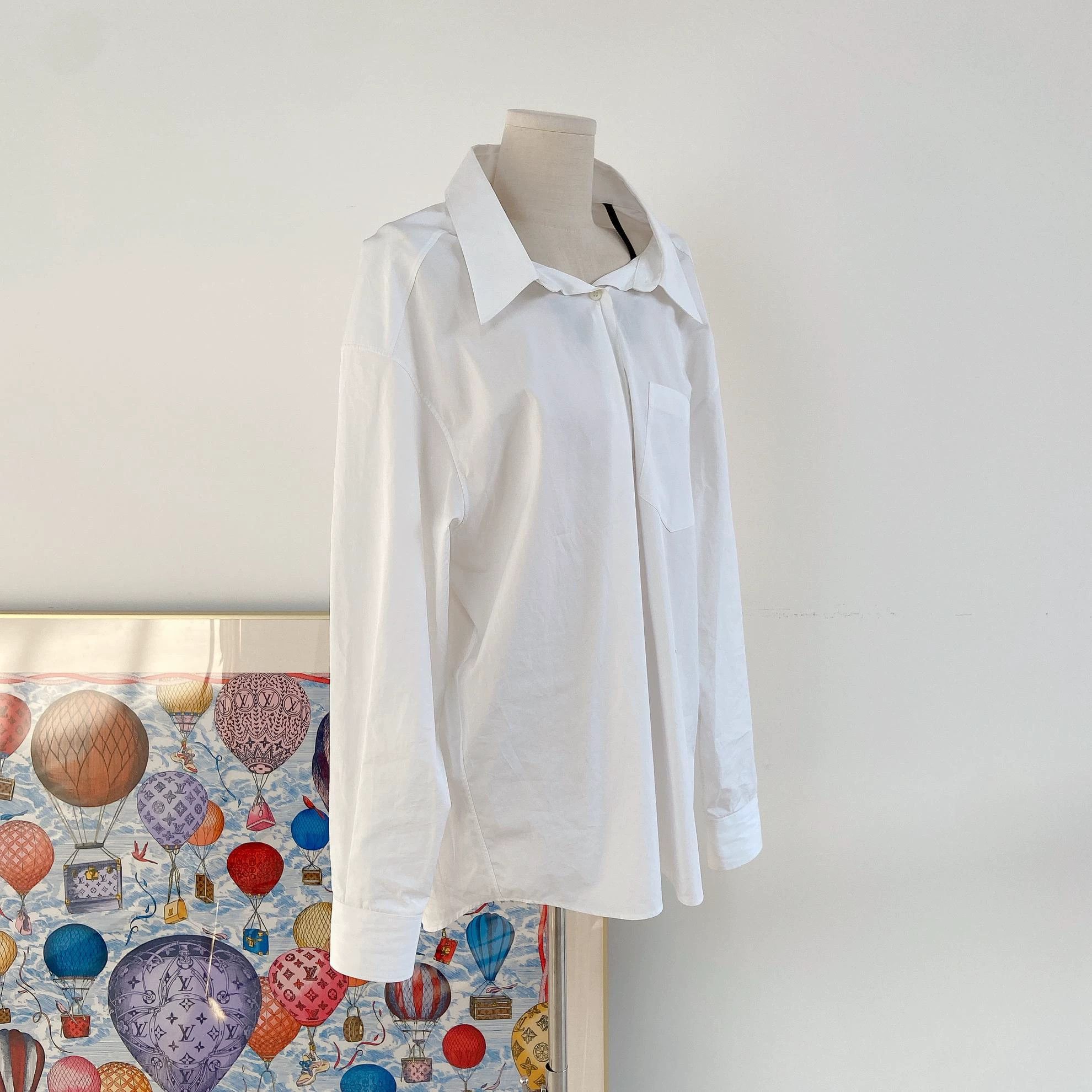 Prada white shirt 40 4543