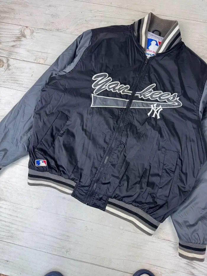 New York Yankees Vintage New York Yankees MLB Bomber Jacket 90s Big Logo Size US L / EU 52-54 / 3 - 4 Thumbnail